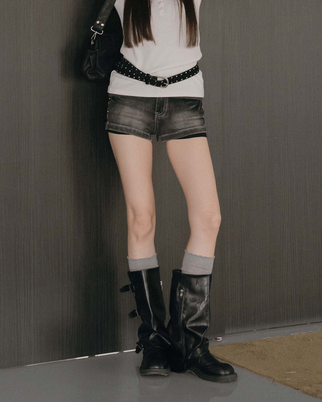 Riveted Washed Denim Fitted Shorts S/M/L【04120121】in stock+pre-order