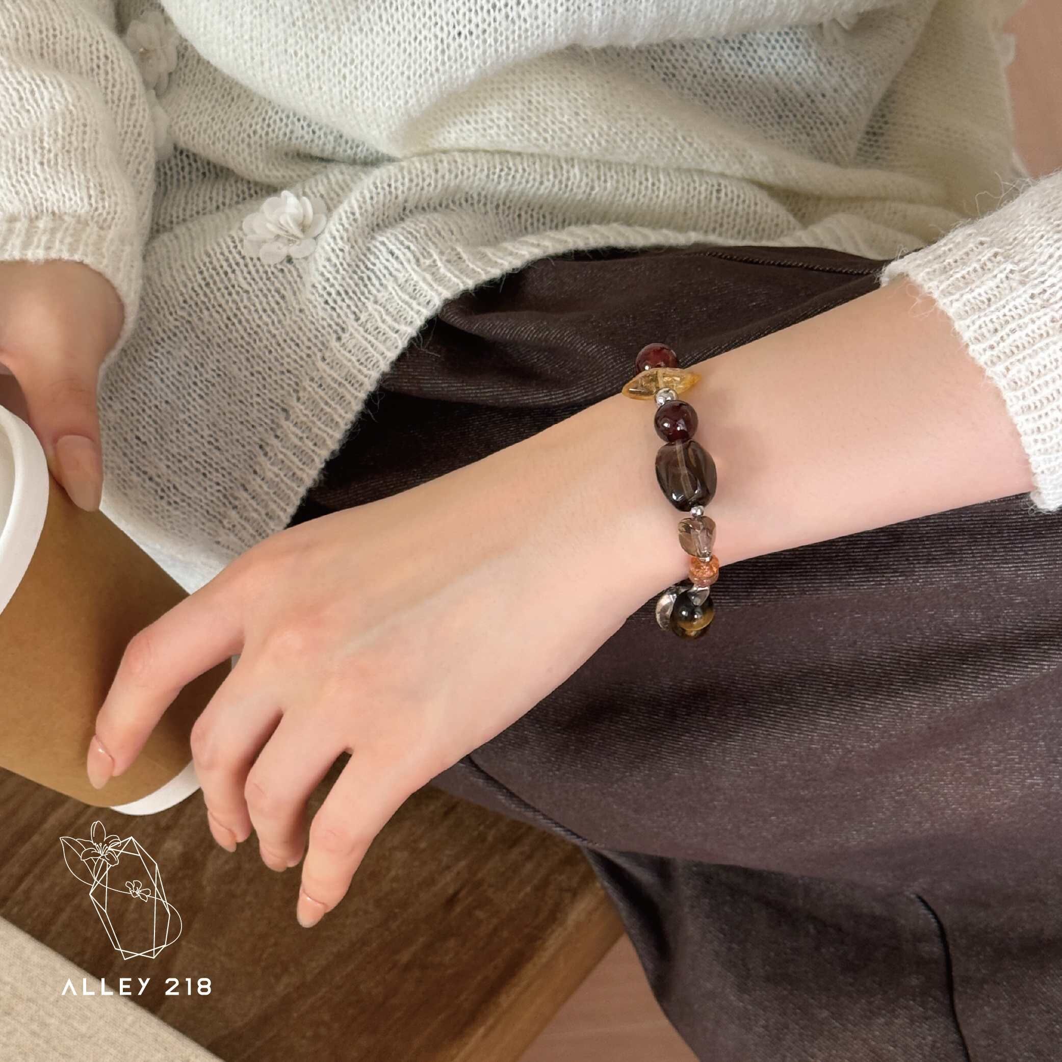 2027年 生肖牛水晶手串
