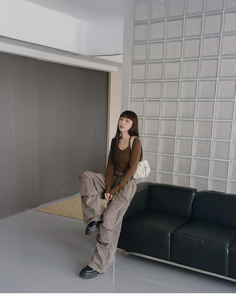 Two-piece halter neck vest with button-down jacket, available in three colors.【01140099】in stock+pre-order