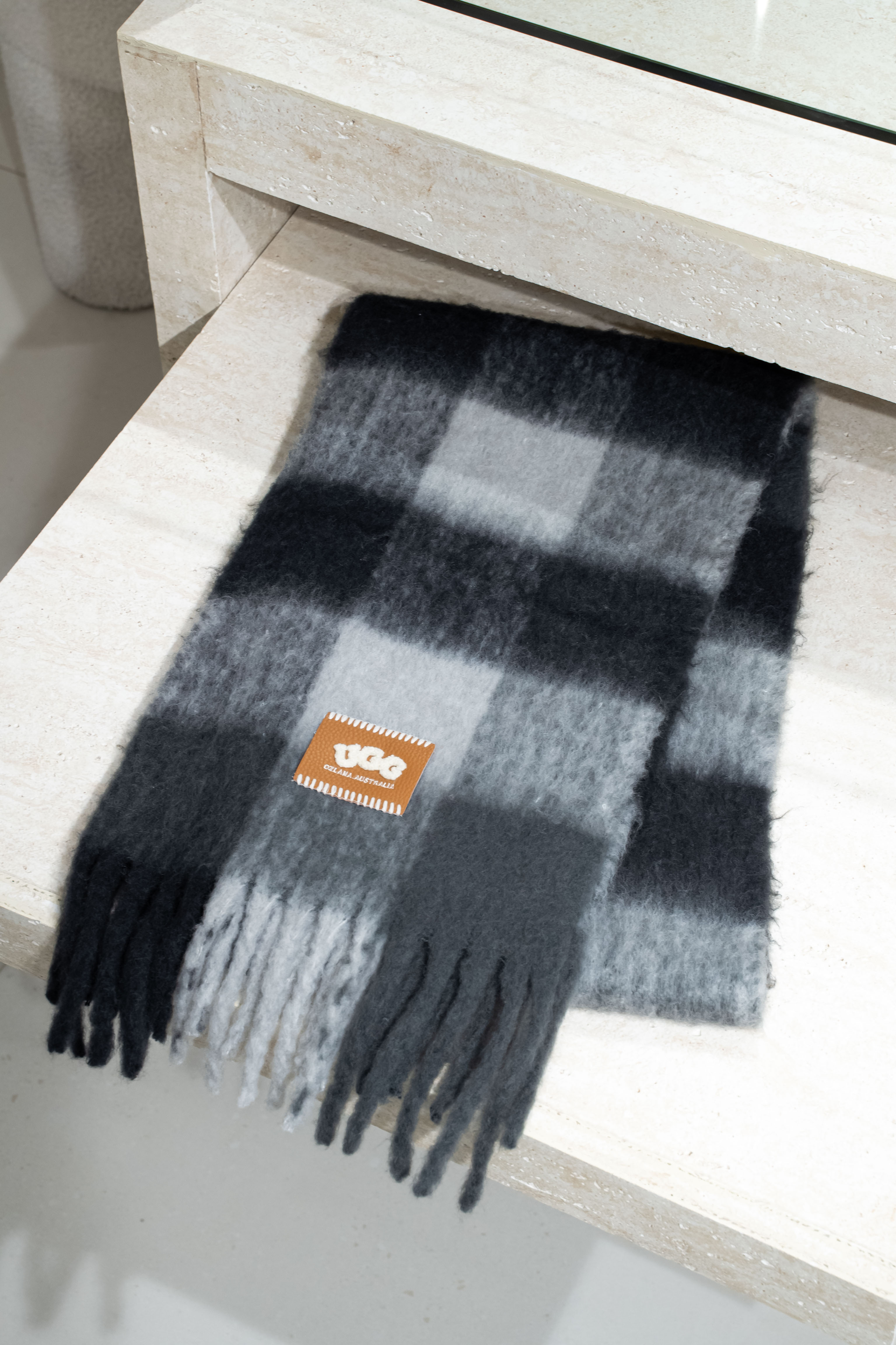 UGG Ozlana 26AW Scarf 頸巾 Charcoal Fog