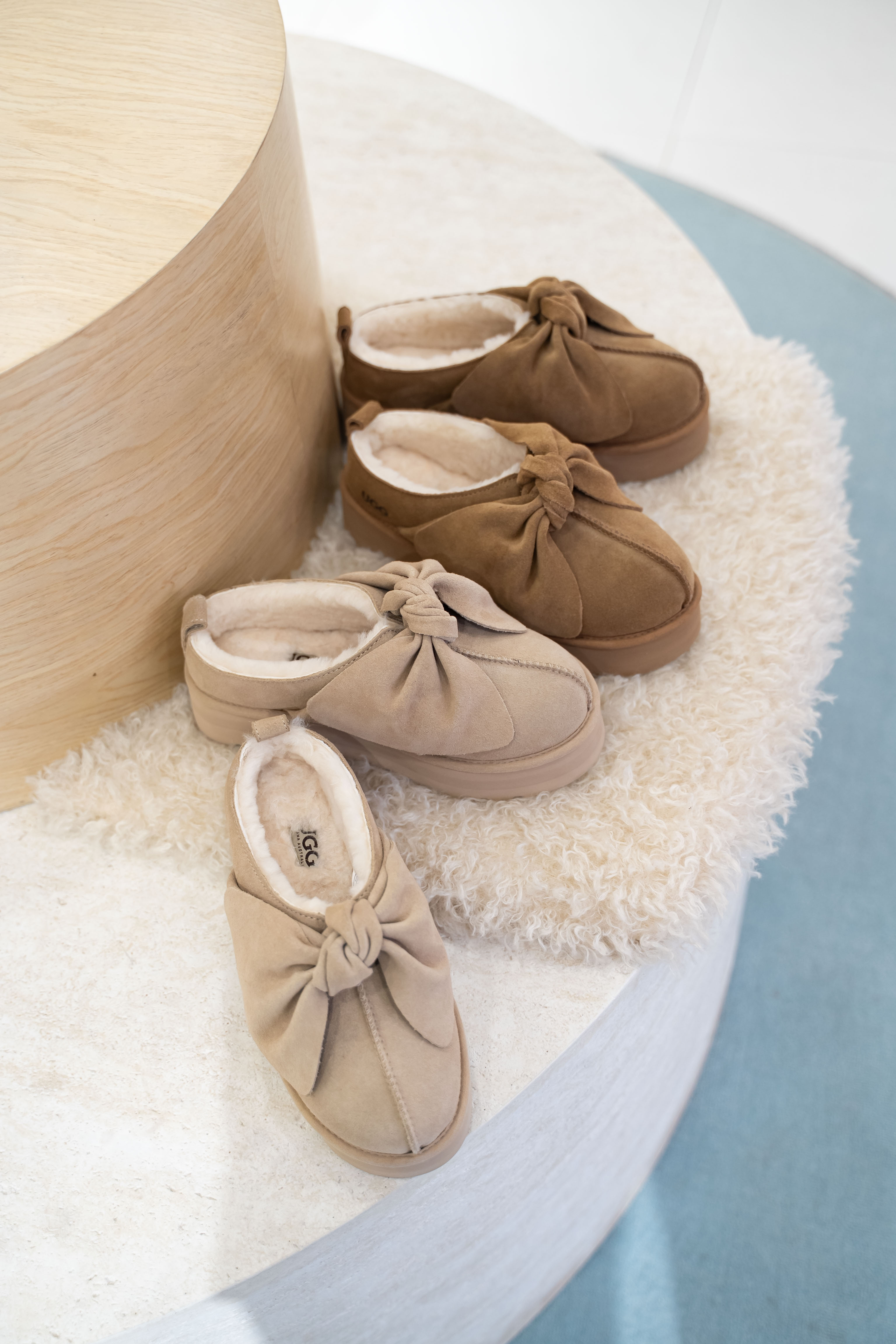 【2色入】UGG Ozlana 2026AW Oversized Bow Platform Loafer