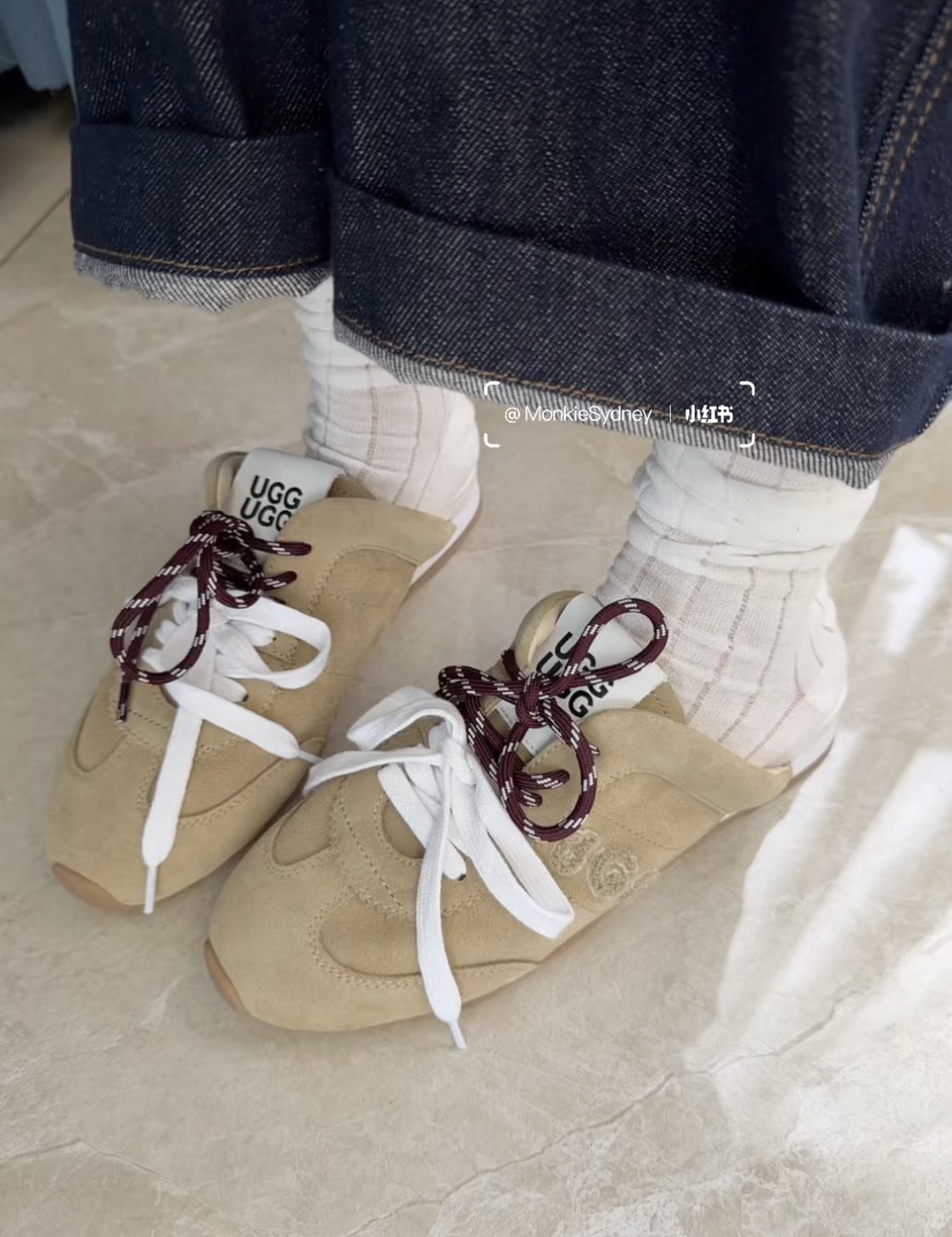 UGG AUSPECIAL-綁帶造型拖鞋（ES5880)