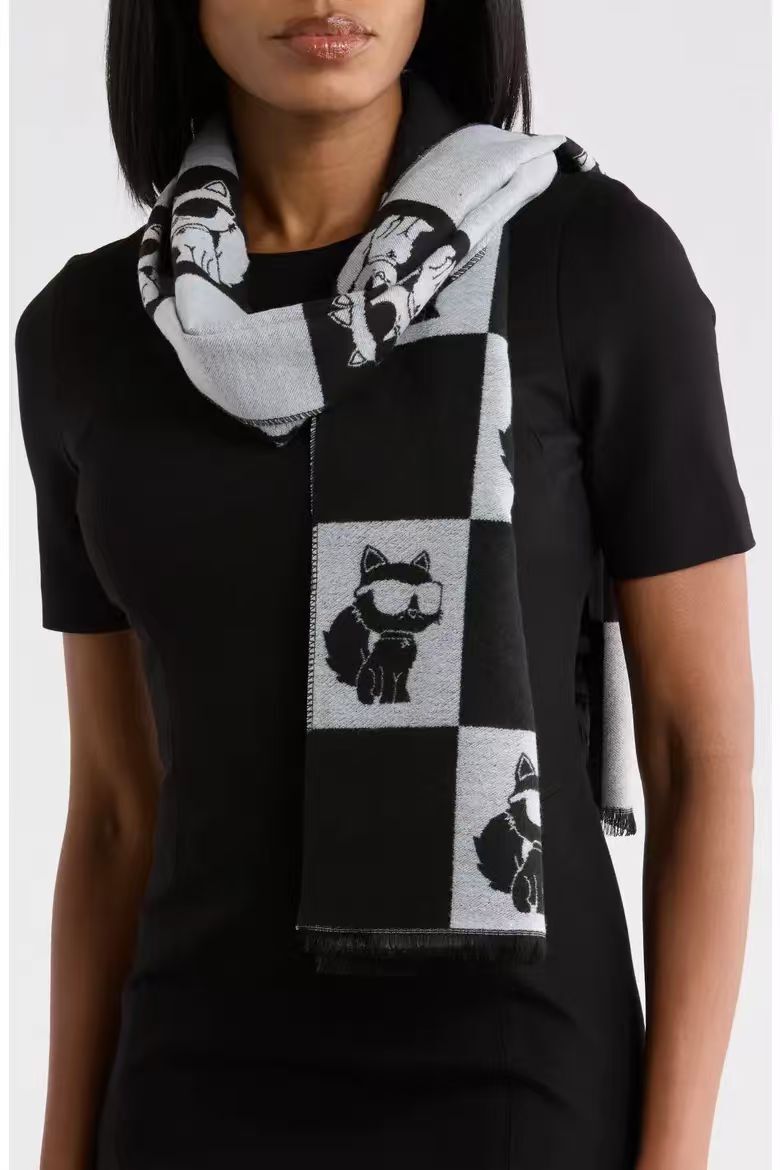 【預購】KARL LAGERFELD PARIS N101617 黑白格圍巾