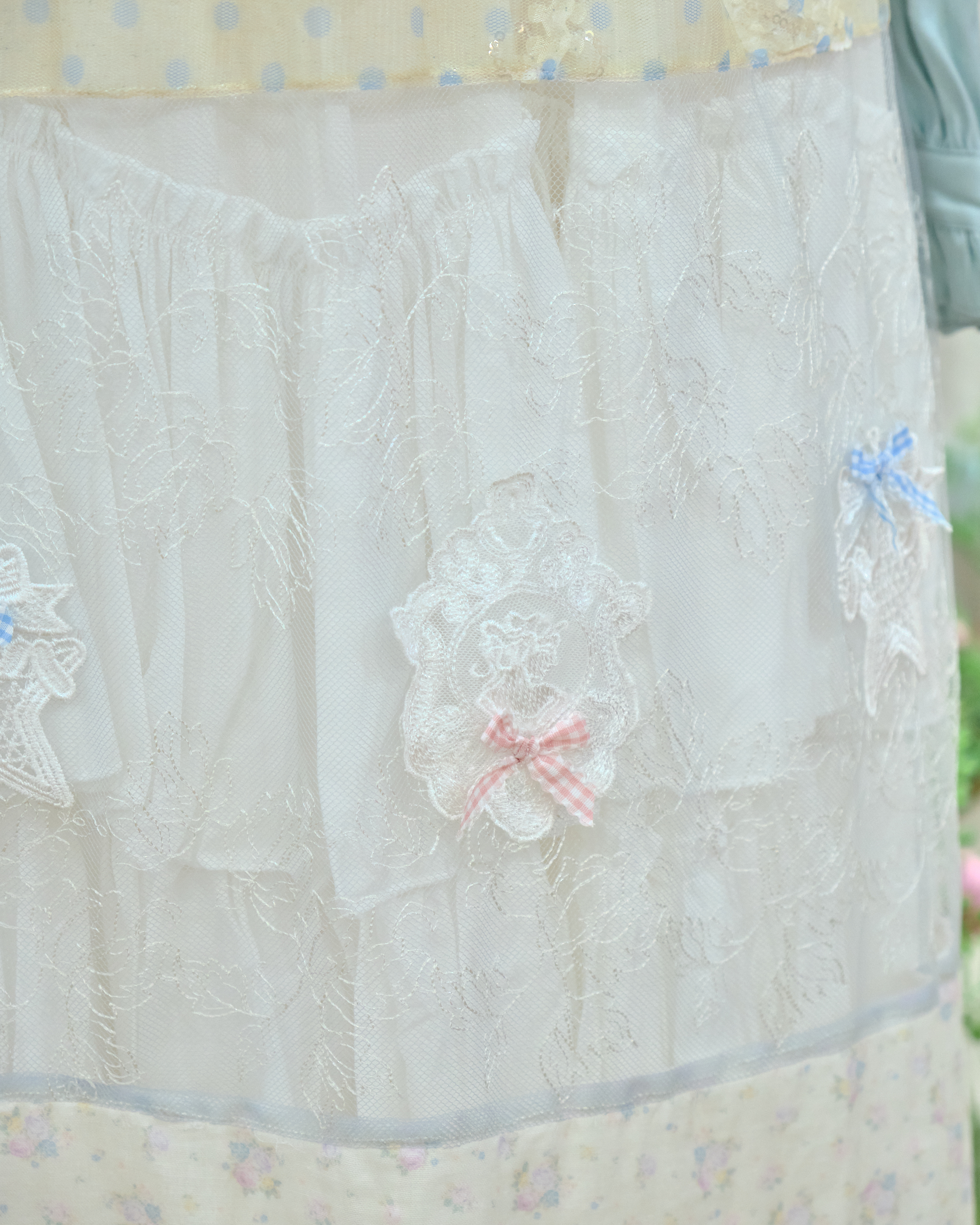 14080 Spinning Bloom Midi Skirt