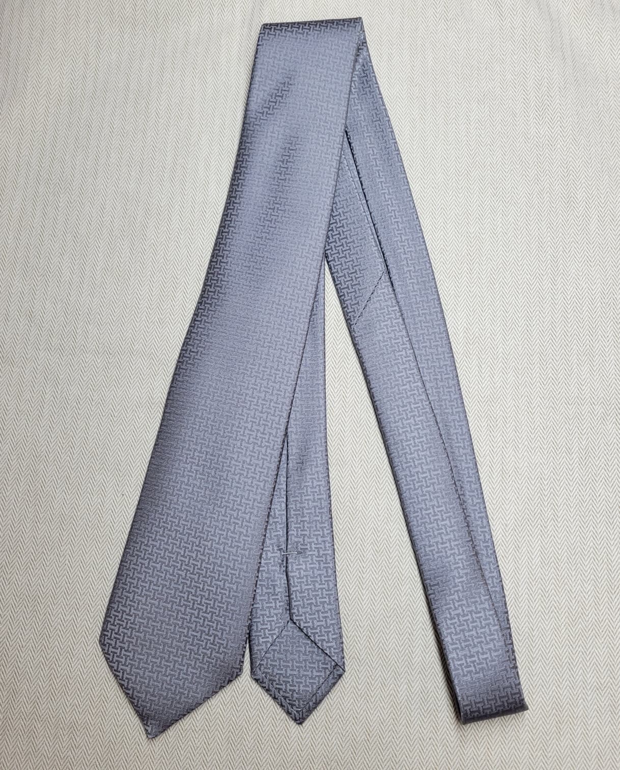 HERMES FACONNEE H TIE GREY NO.81
