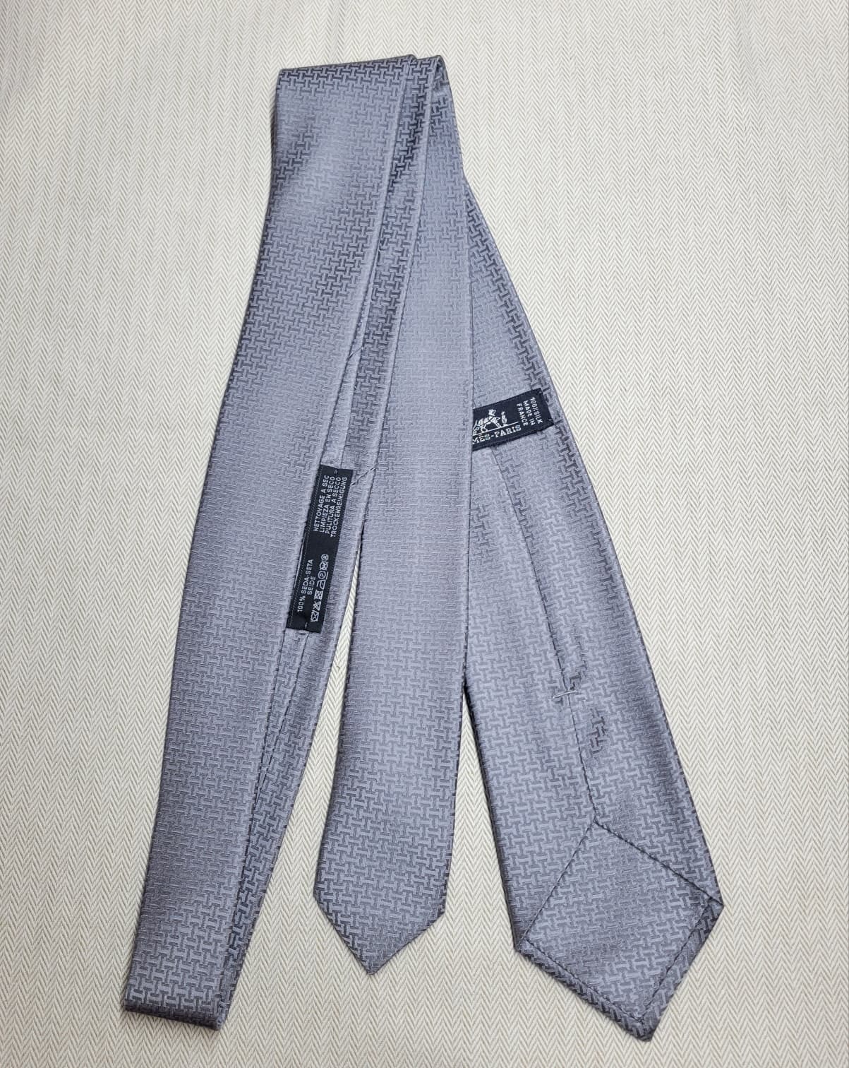 HERMES FACONNEE H TIE GREY NO.81