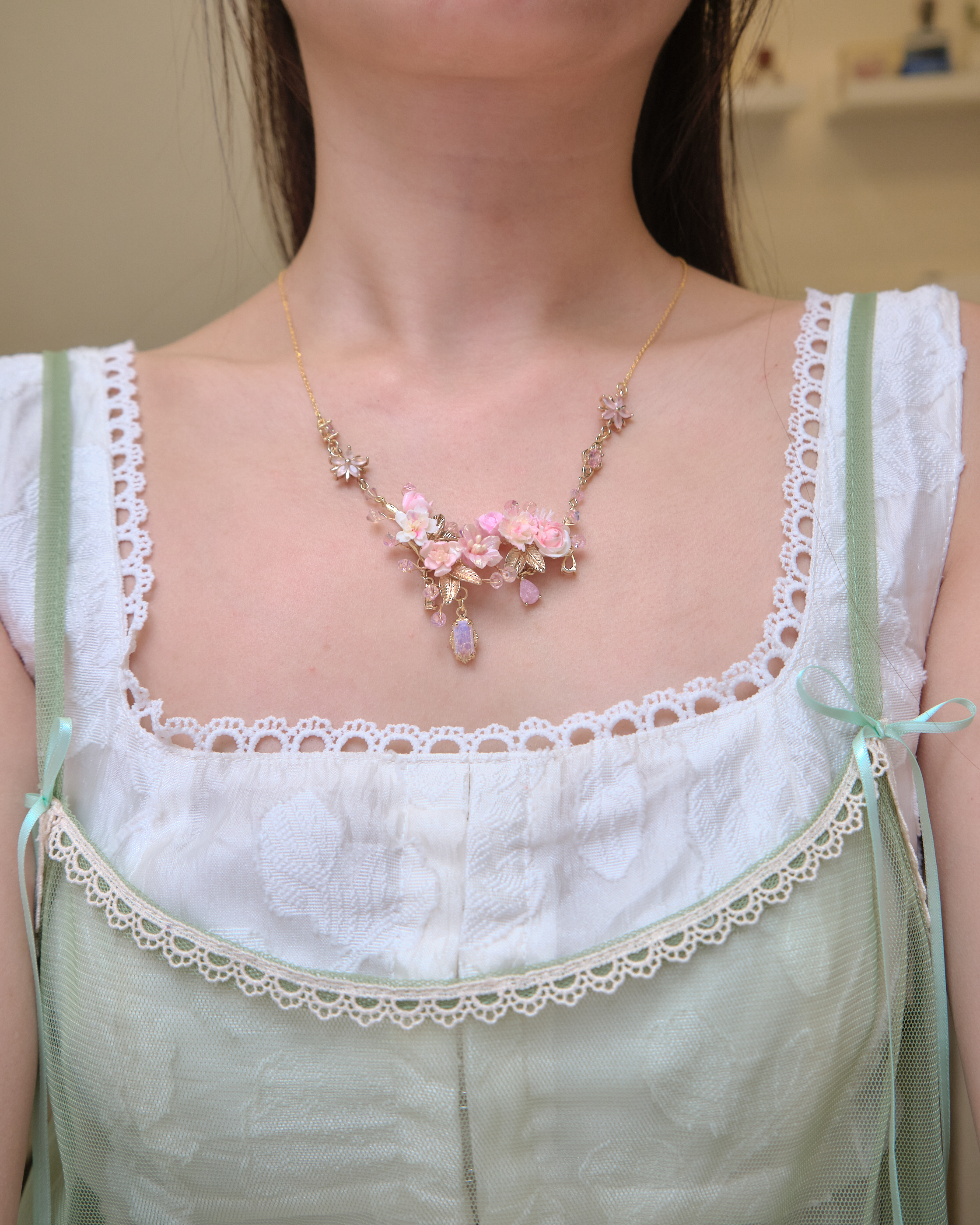 14059 Picnic Bouquet Necklace