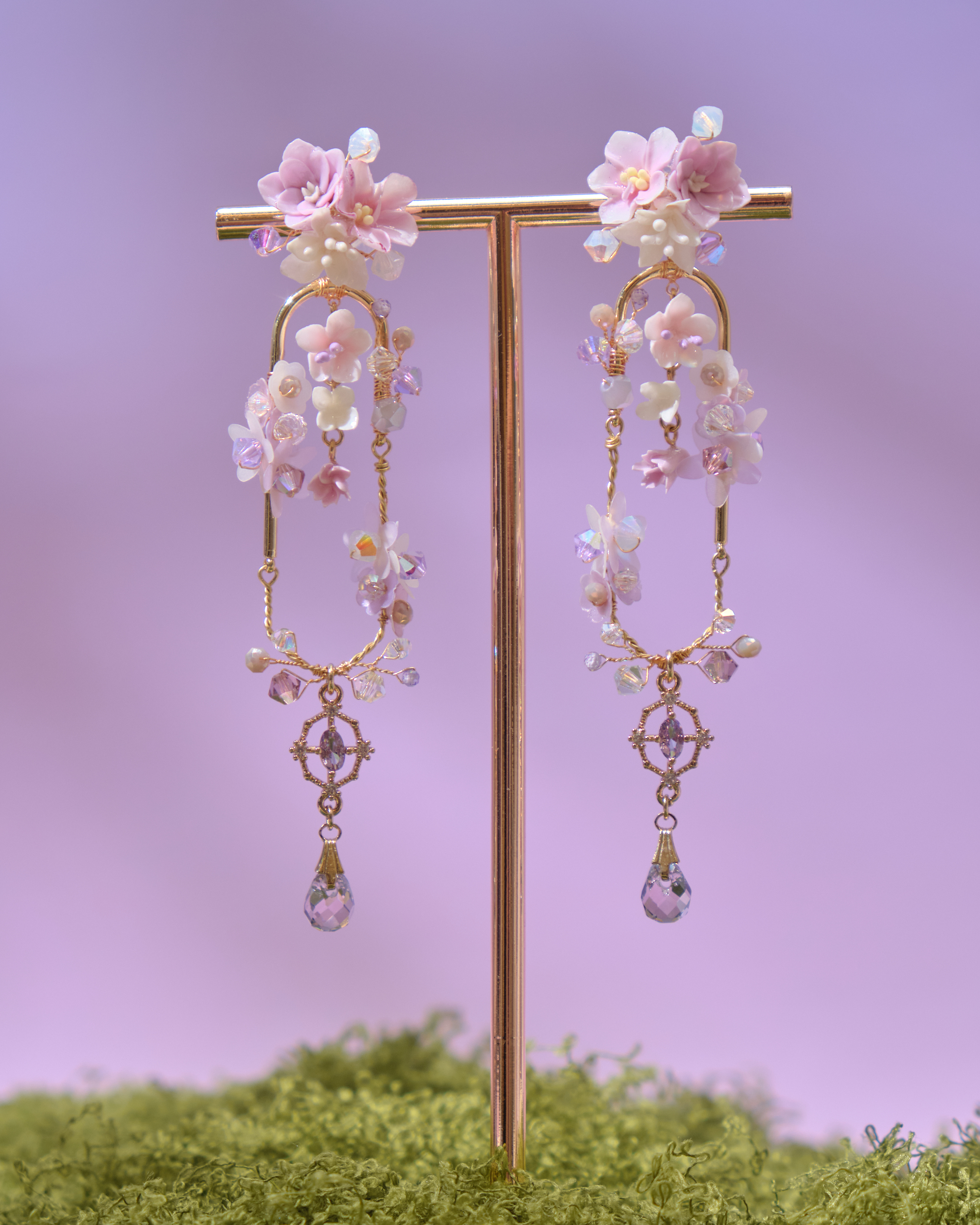 14055 Floral Vine Window Earrings