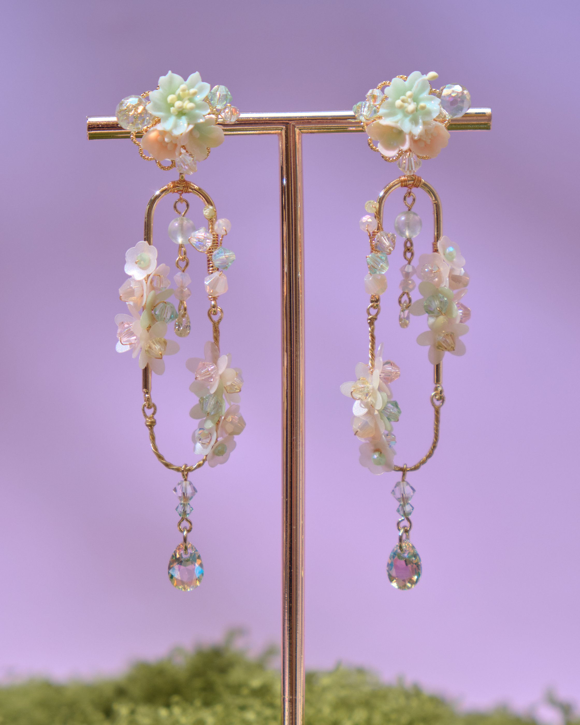 14054 Floral Vine Window Earrings