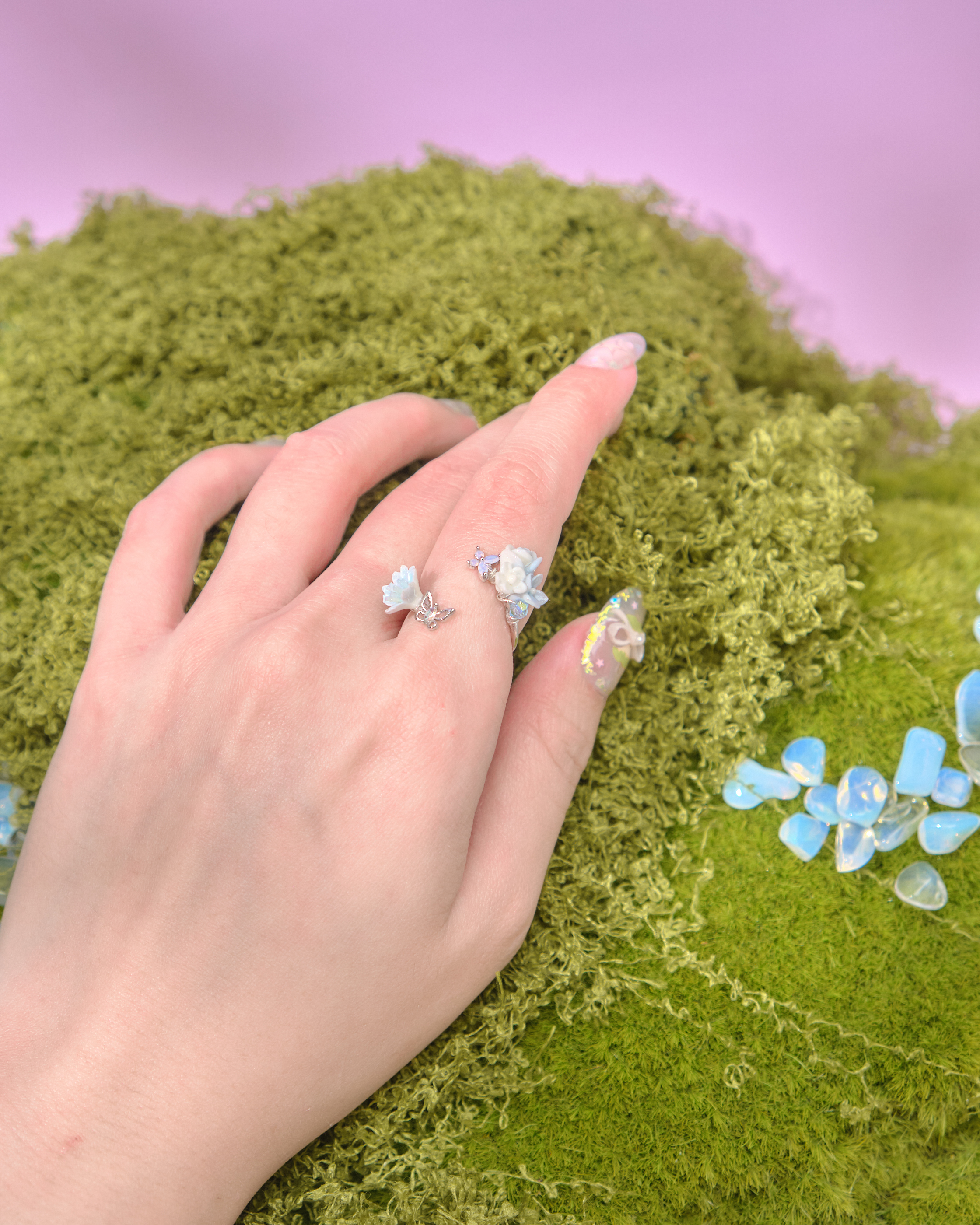 14051 Garden Gleam Adjustable Ring