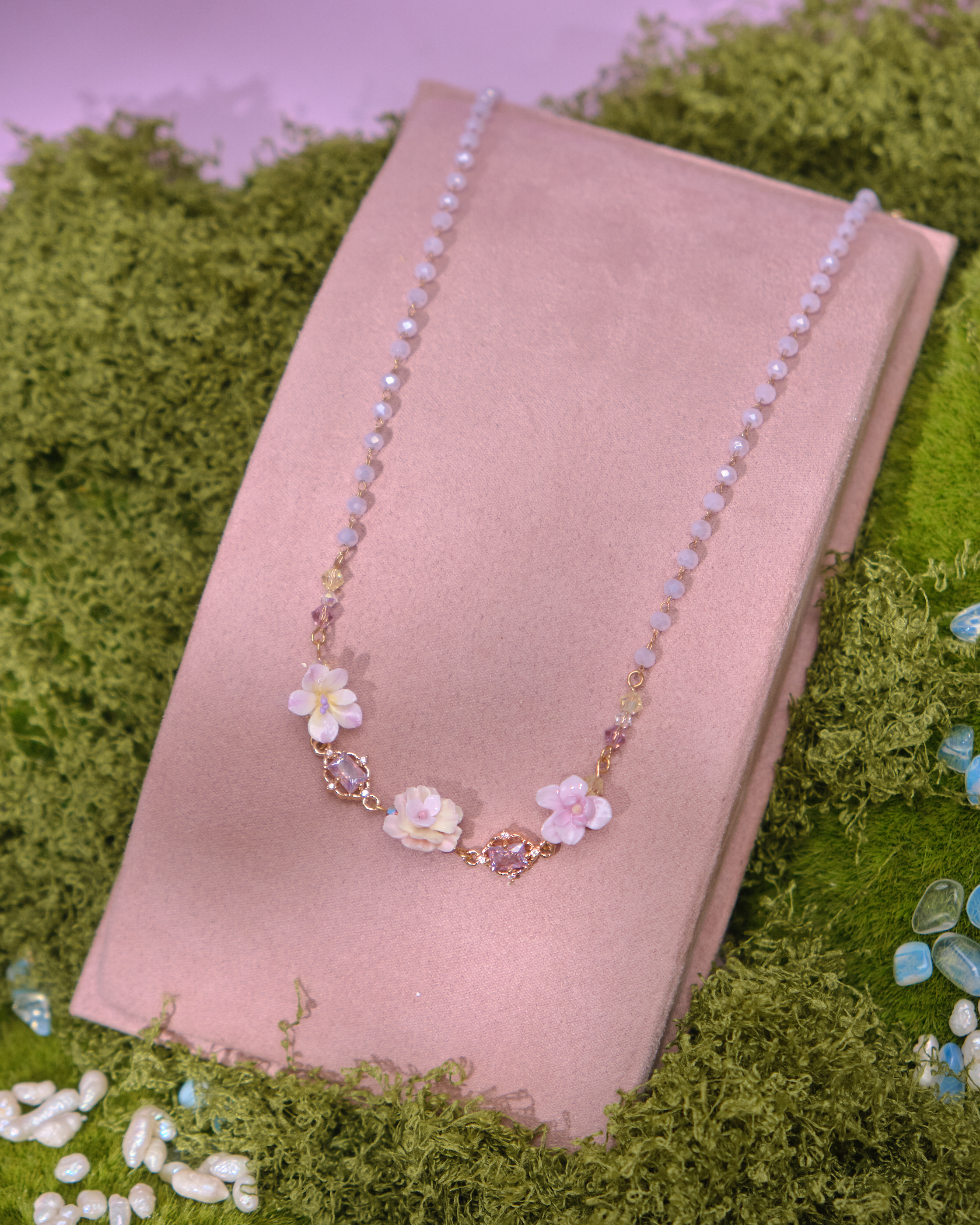 14065 Soft Gleam Short Necklace