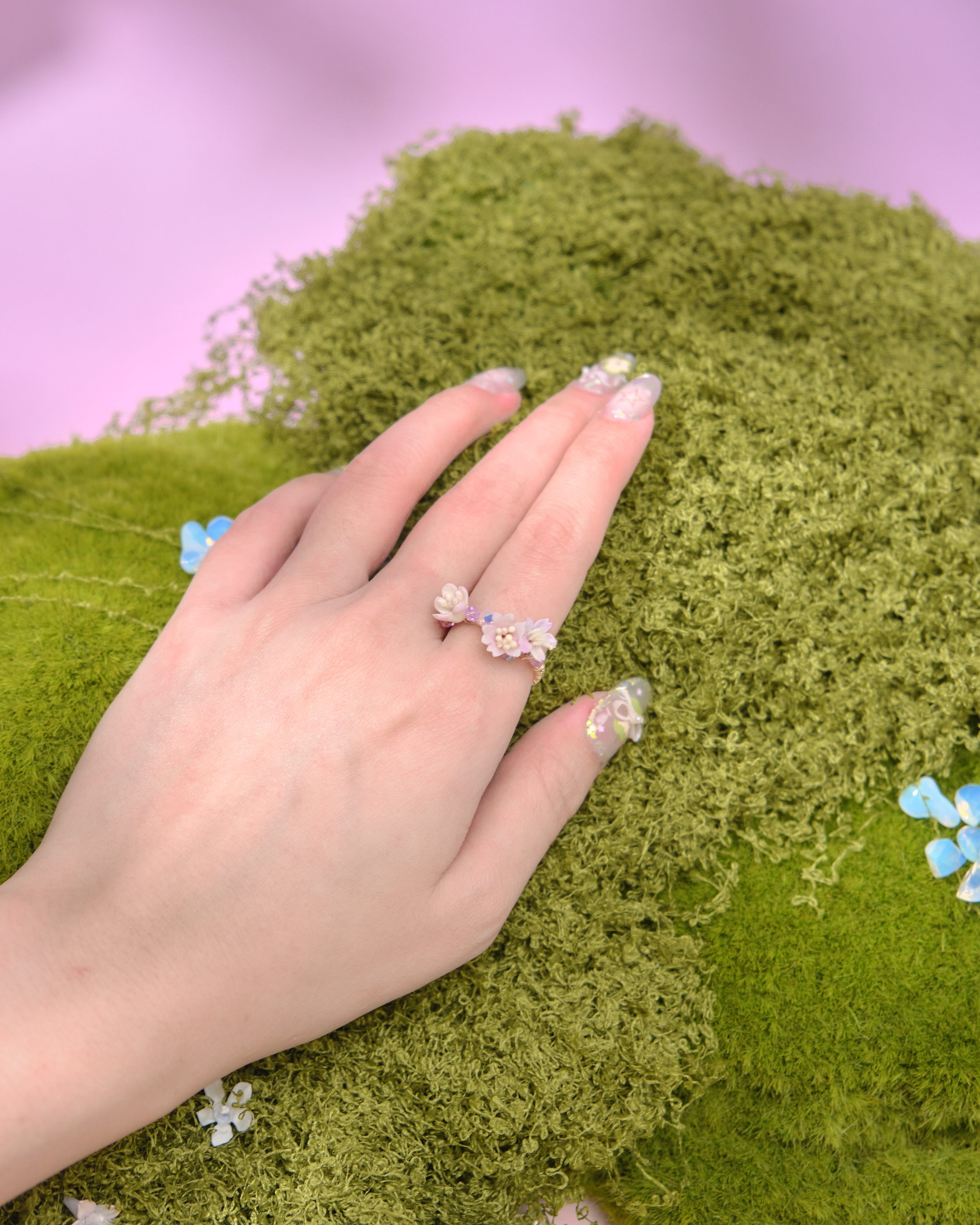 14040 Garden Gleam Adjustable Ring