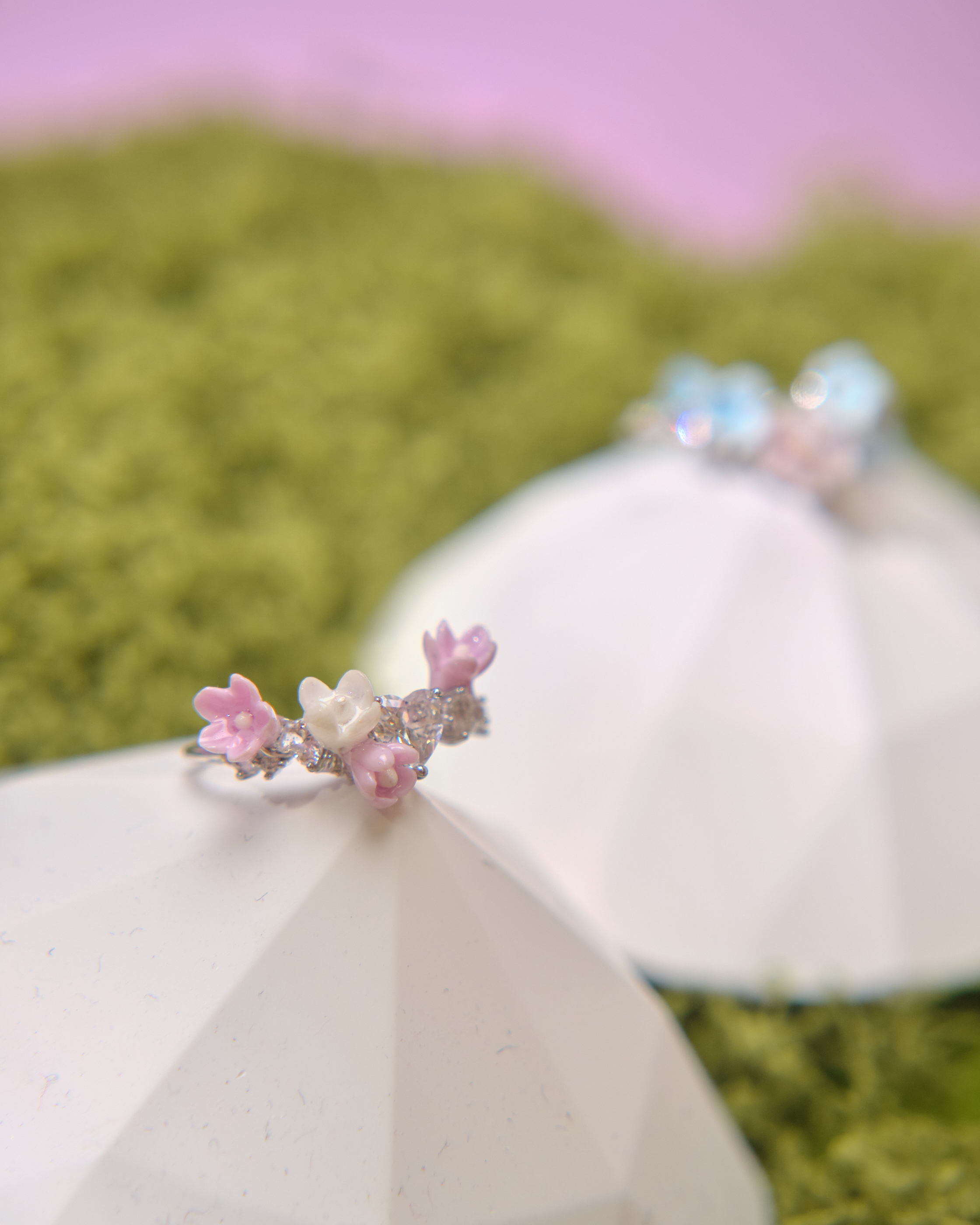 14045 Garden Gleam Adjustable Ring