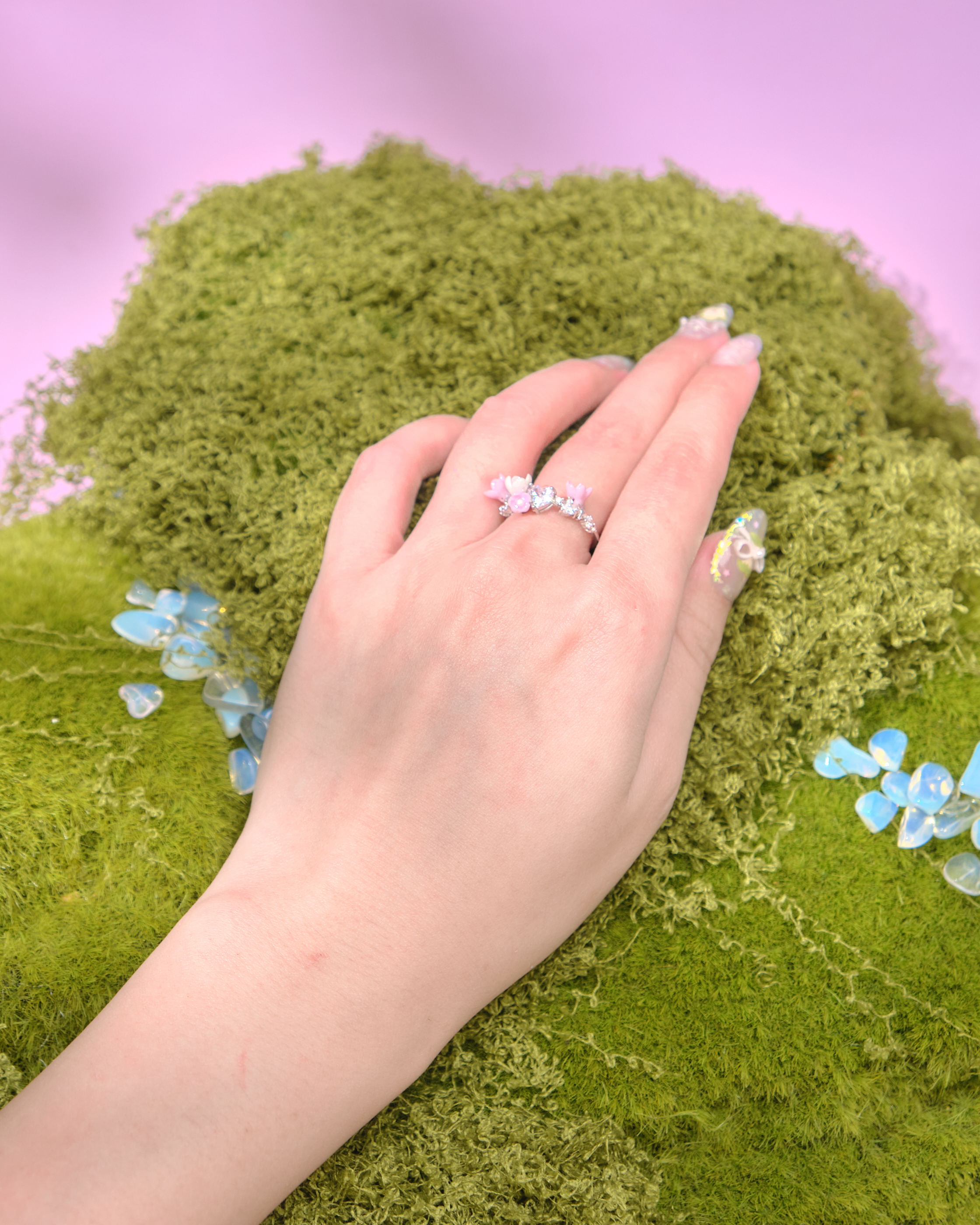 14045 Garden Gleam Adjustable Ring