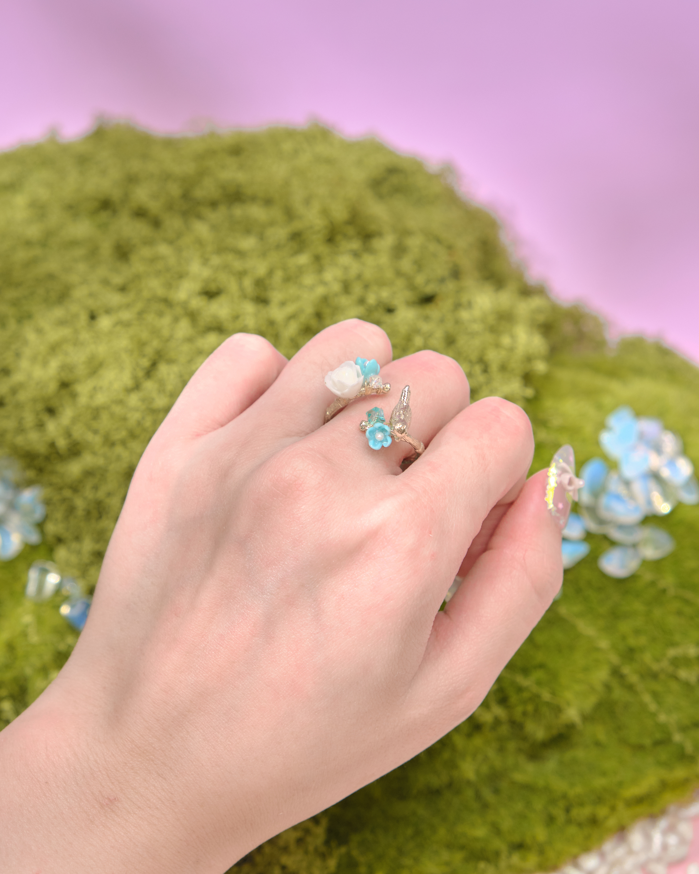 14048 Garden Gleam Adjustable Ring
