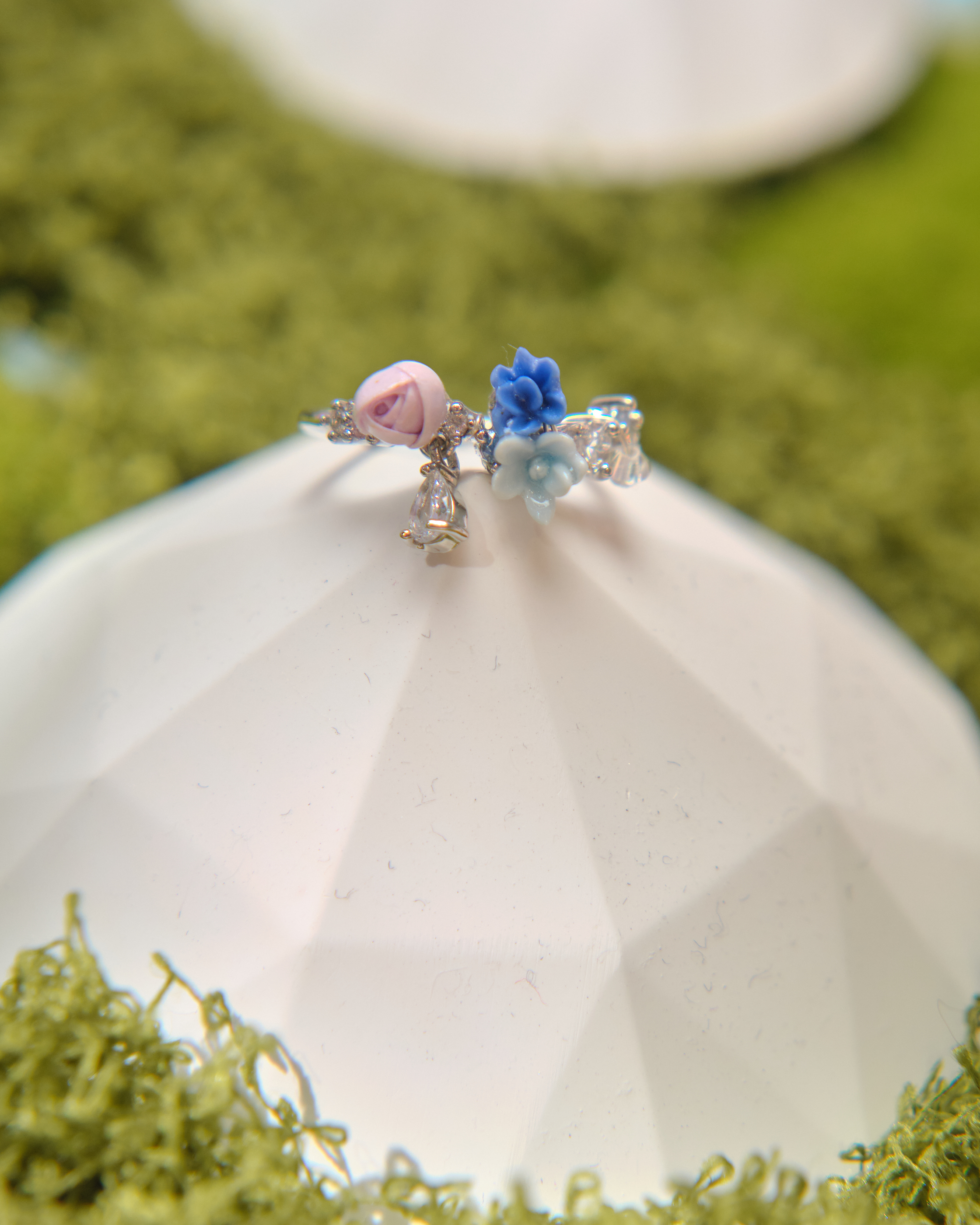 14050 Garden Gleam Adjustable Ring