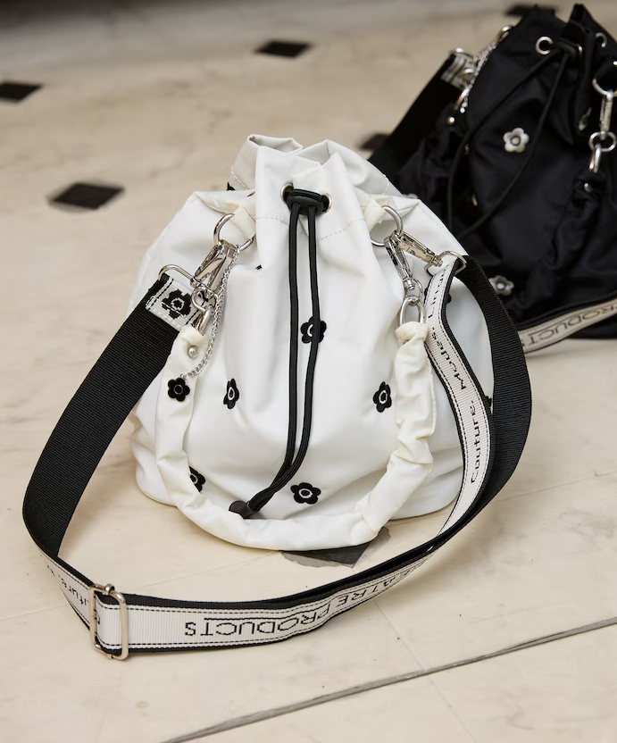日本選物｜MARY QUANT Floral Embroidered Bucket Bag (3 Colours)