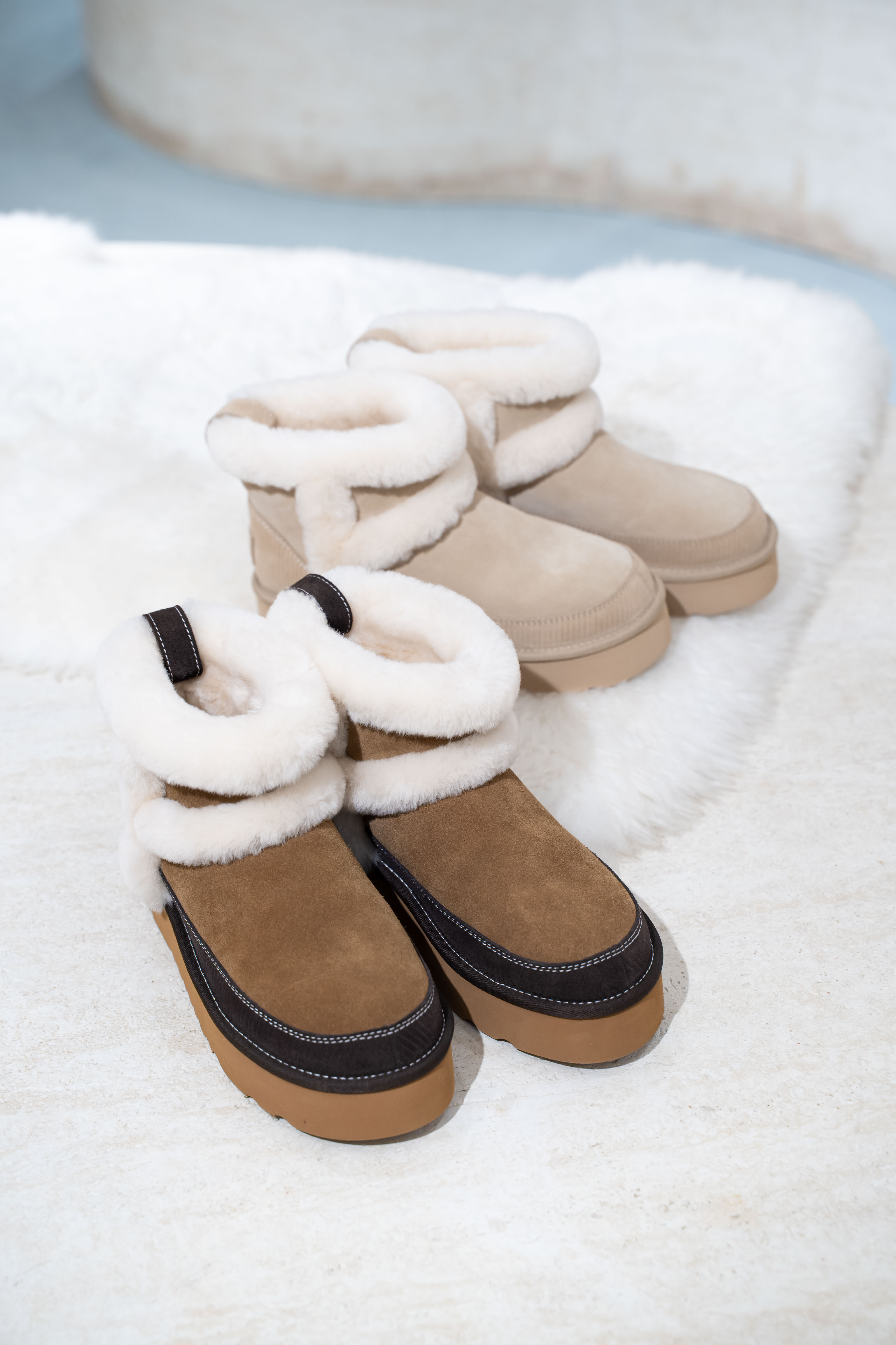 UGG Ozlana 2026AW Mini Platform (Detachable Feather)