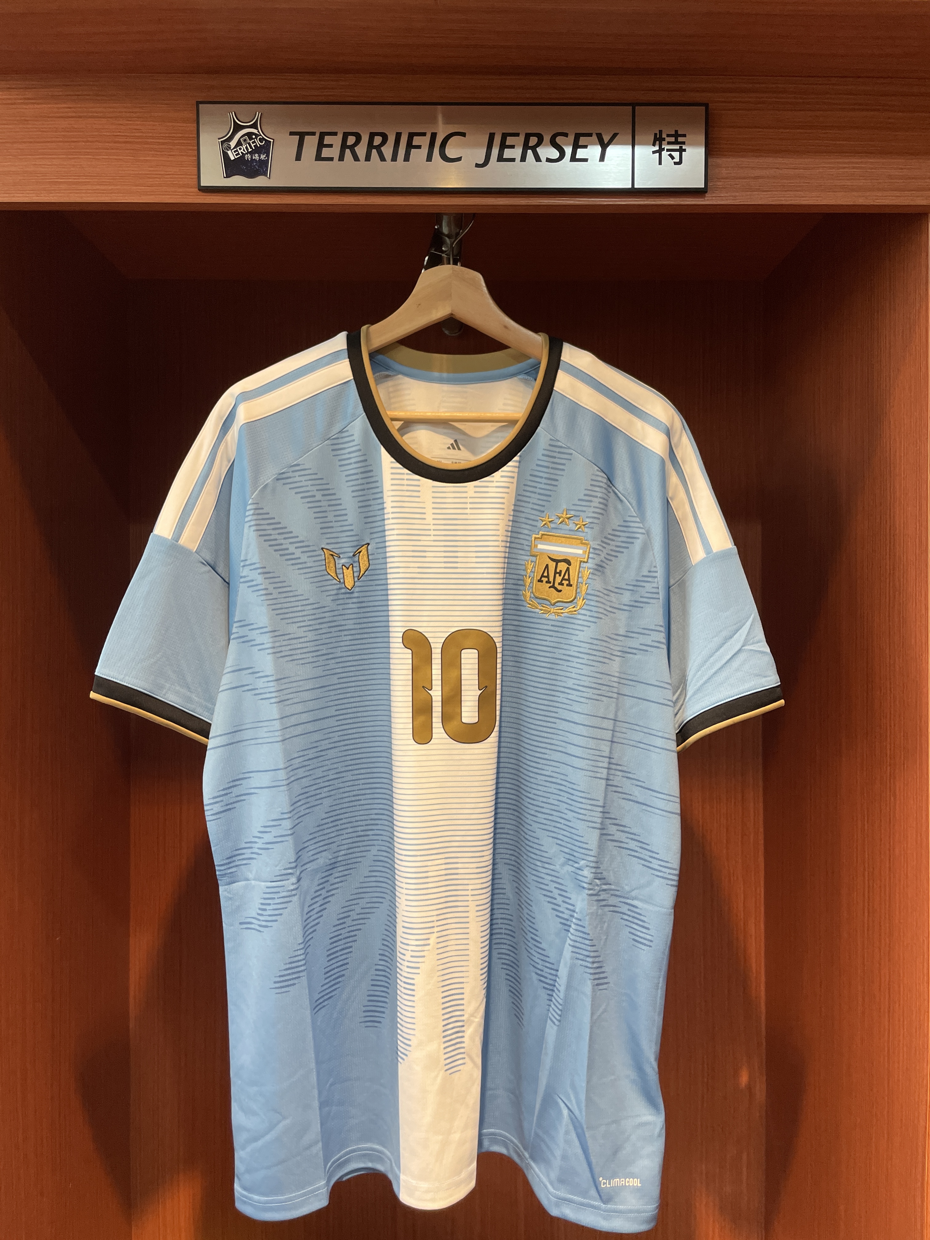 FIFA足球 Lionel Messi 阿根廷白 國家隊 引退紀念 AFA x Adidas Replica Jersey 球迷版 燙印 全新