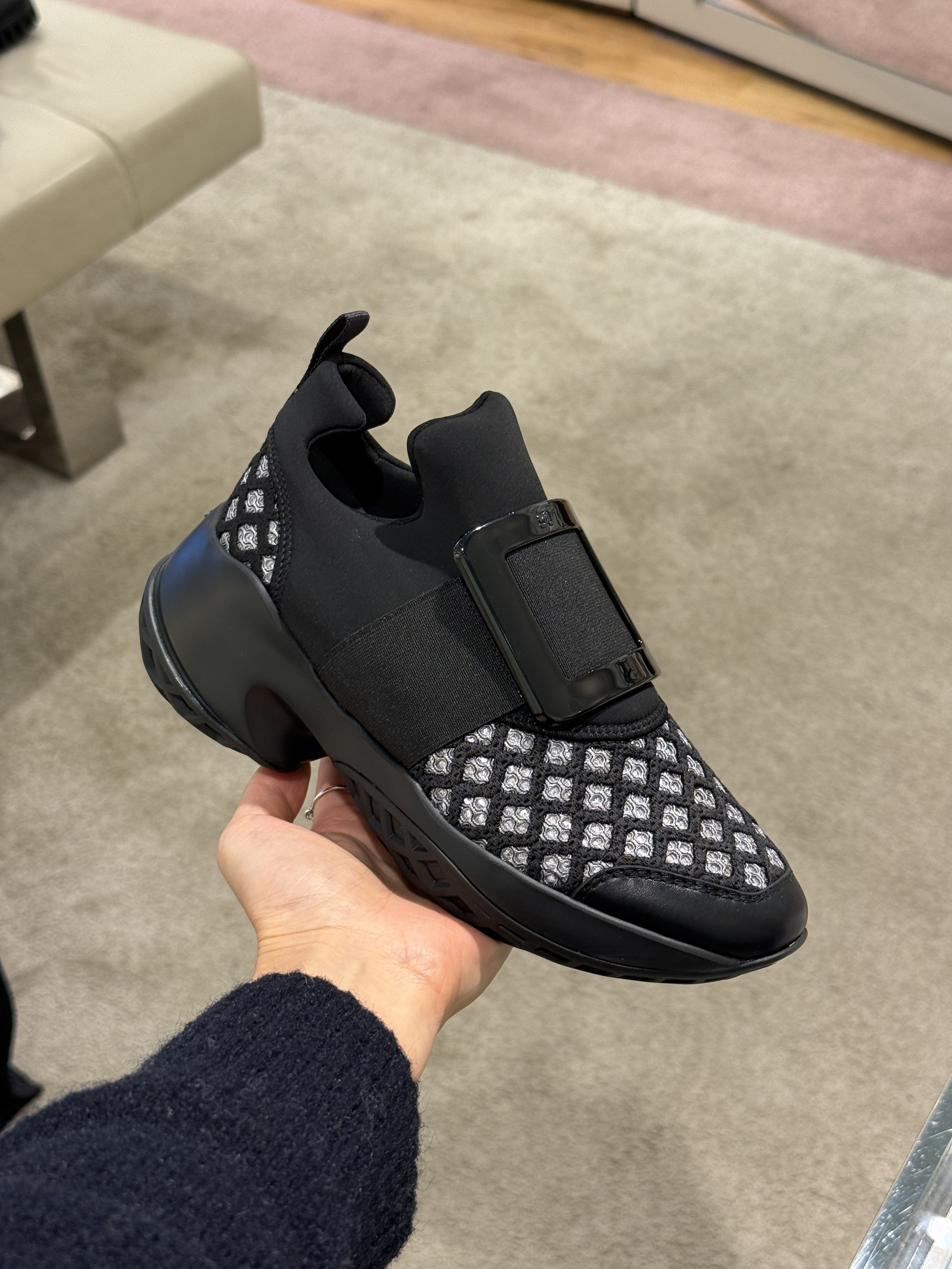 Roger Vivier viv run sneakers navy