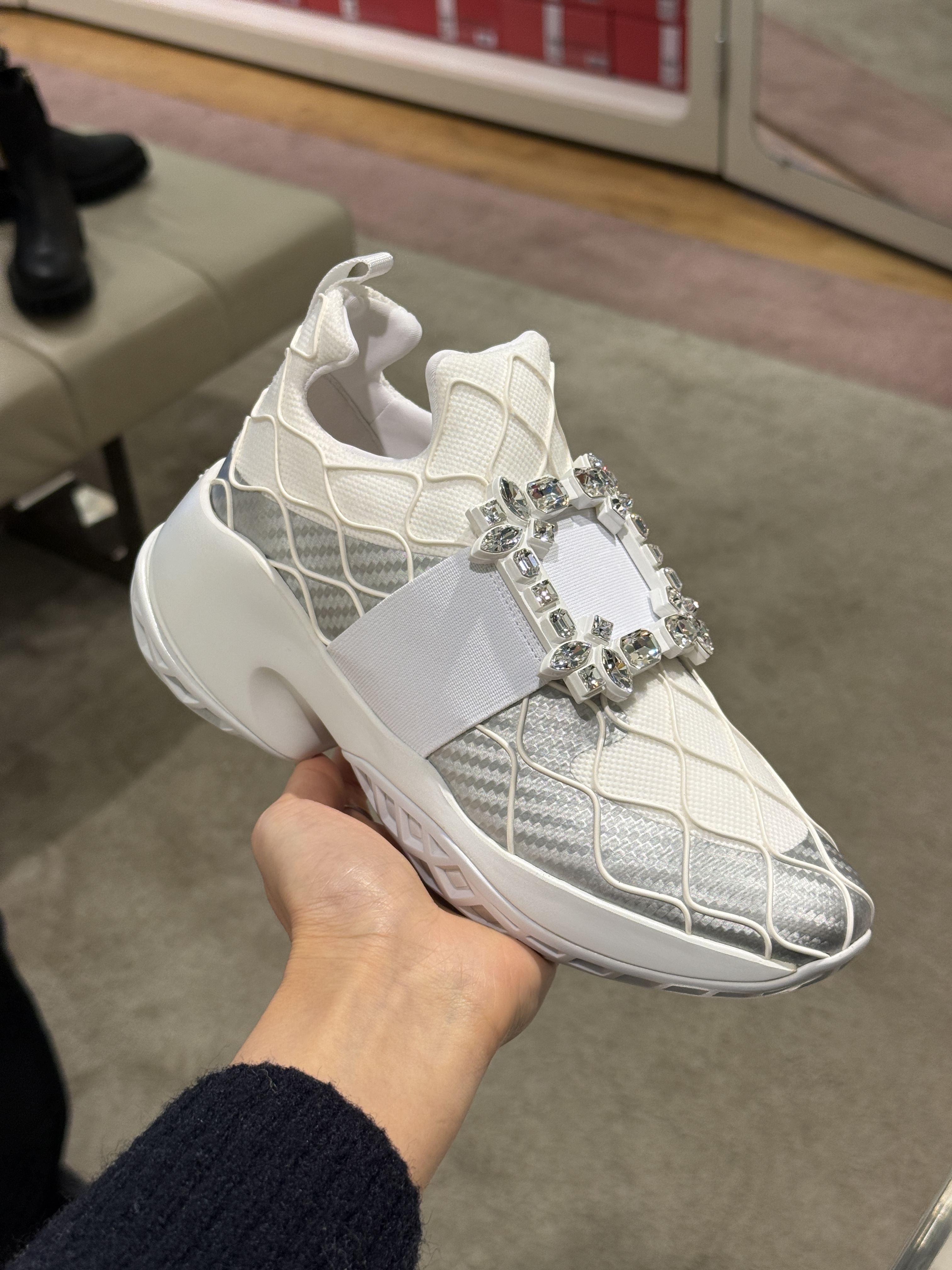 Roger Vivier viv run strass sneakers white silver