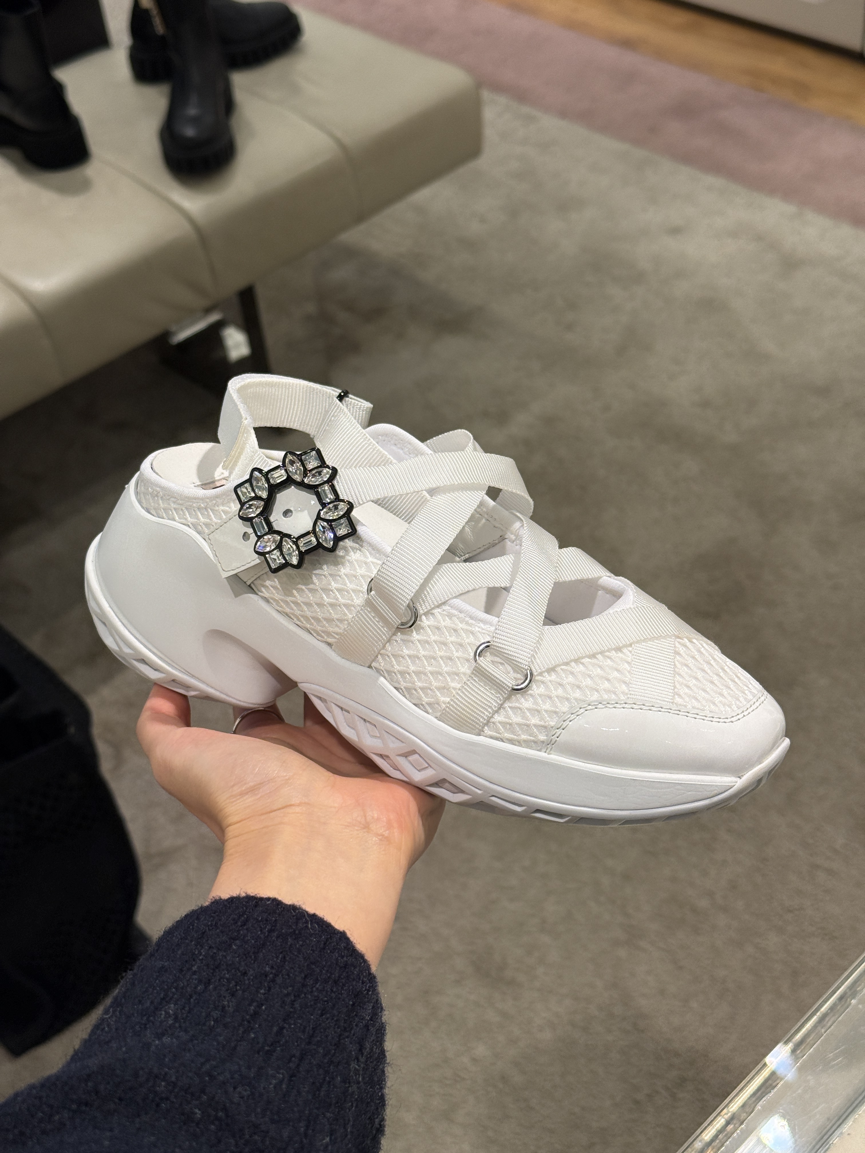 Roger Vivier viv run strass sandals sneakers white black