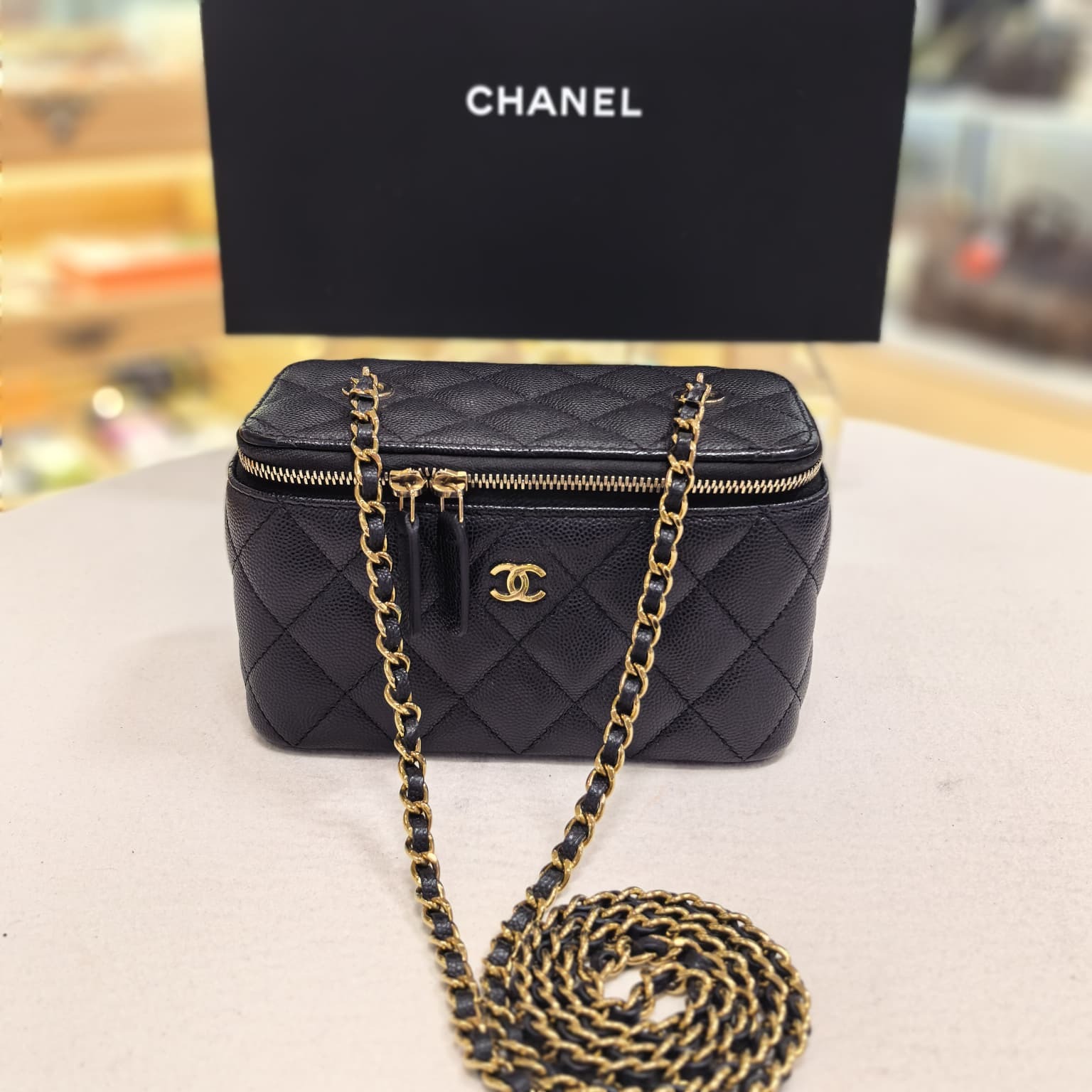 99%NEW二手CHANEL長盒子, AP1341, 黑色荔枝皮淡金扣, #香榭站正品