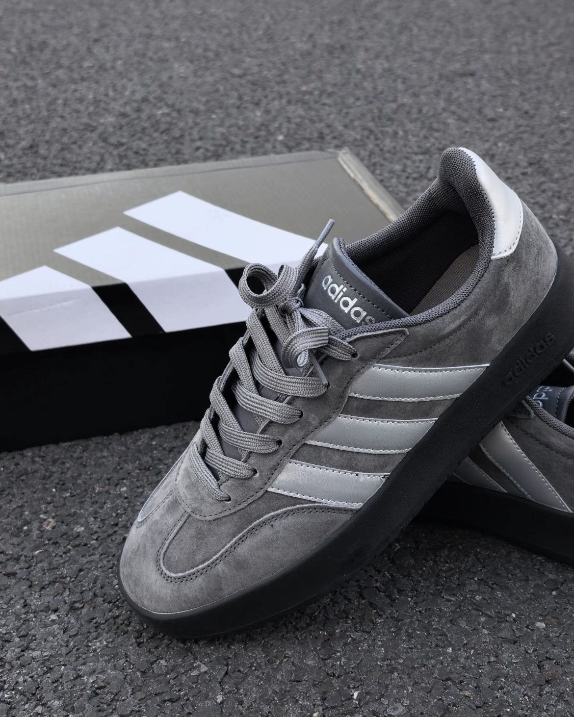 (預訂) Adidas Barreda - Dark Grey
