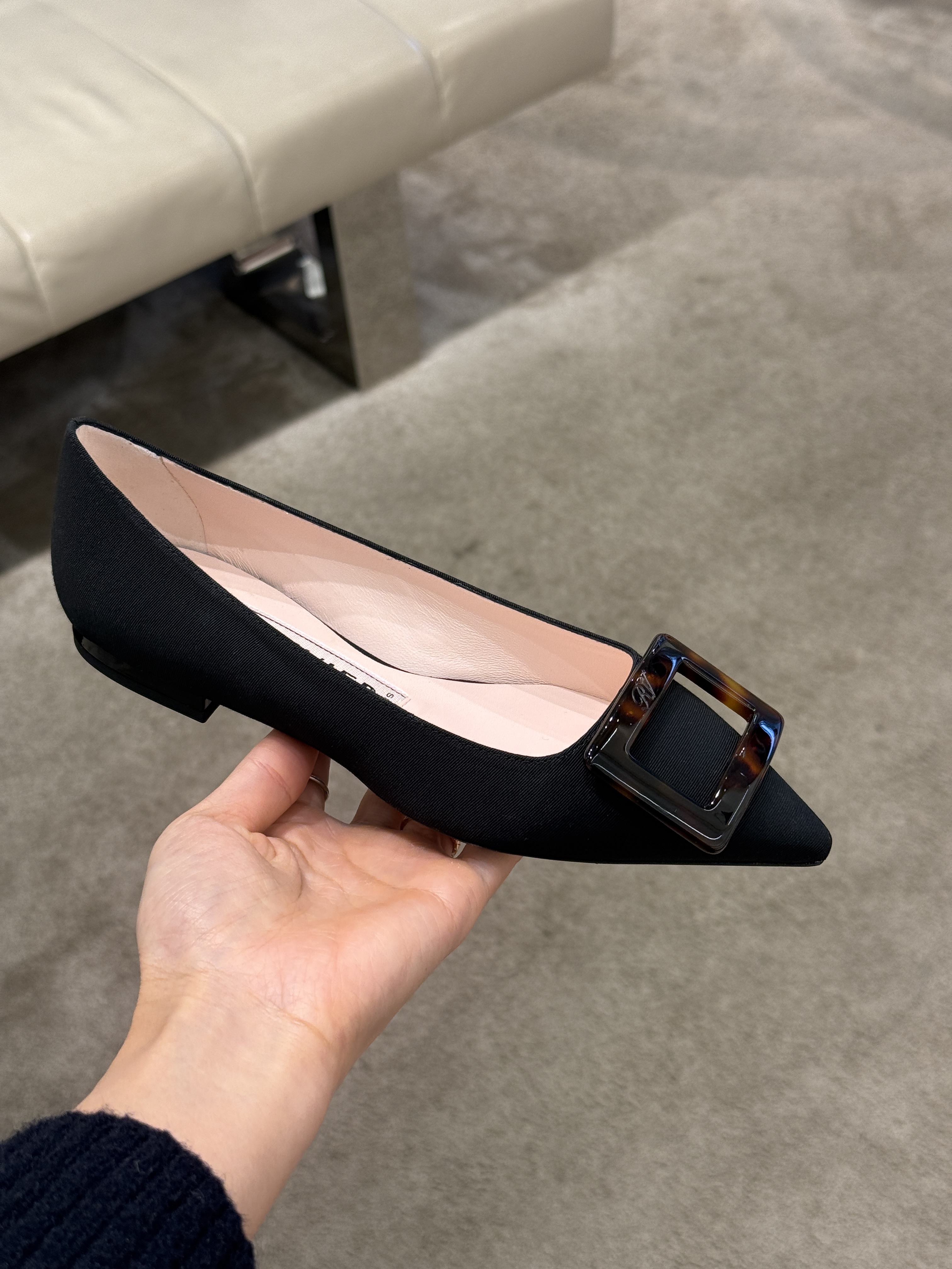Roger Vivier gommettine flats fabric black