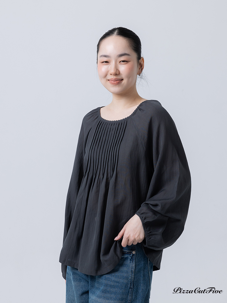 寬襬壓褶長袖上衣