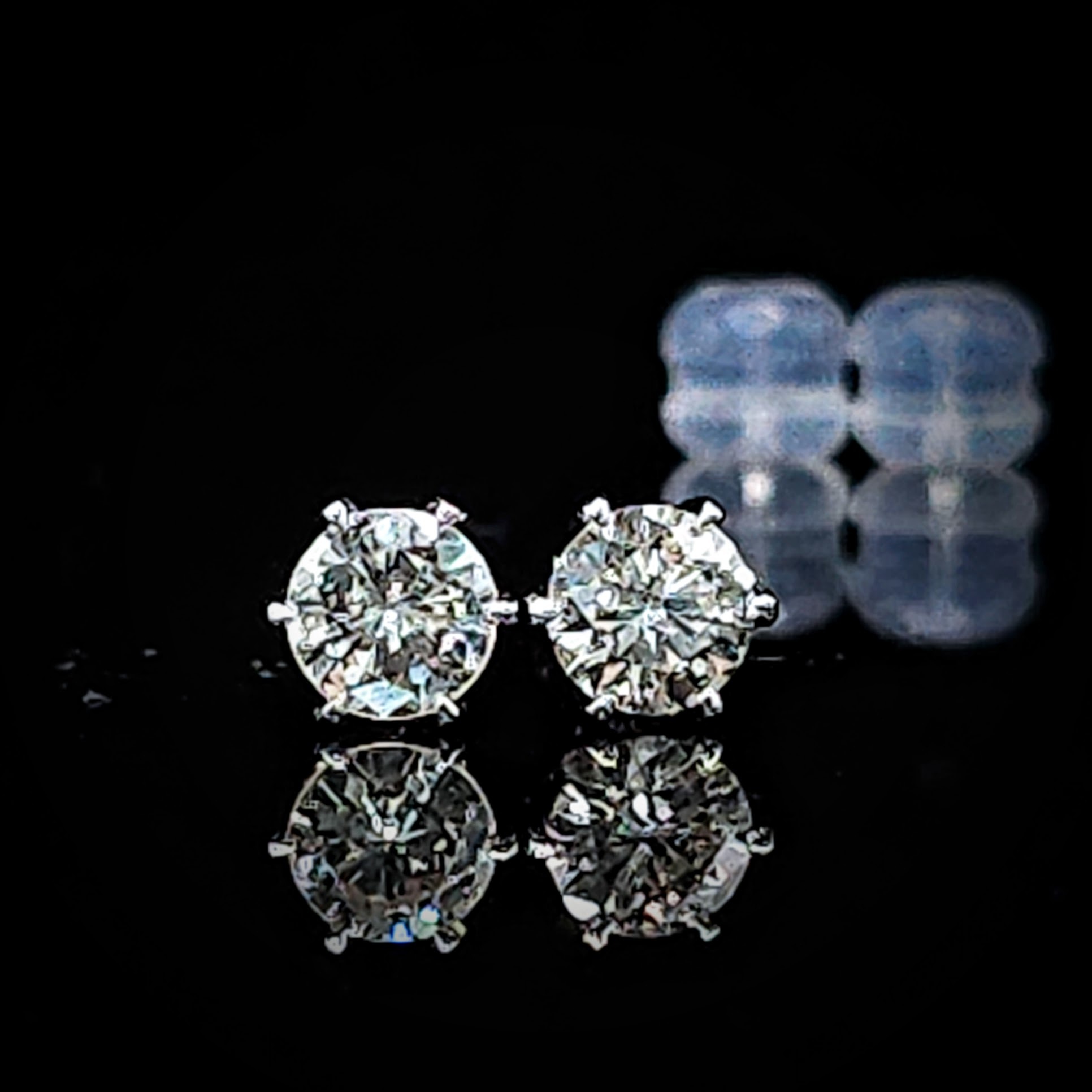 18K White Gold 0.73ct Diamond Solitaire Earrings