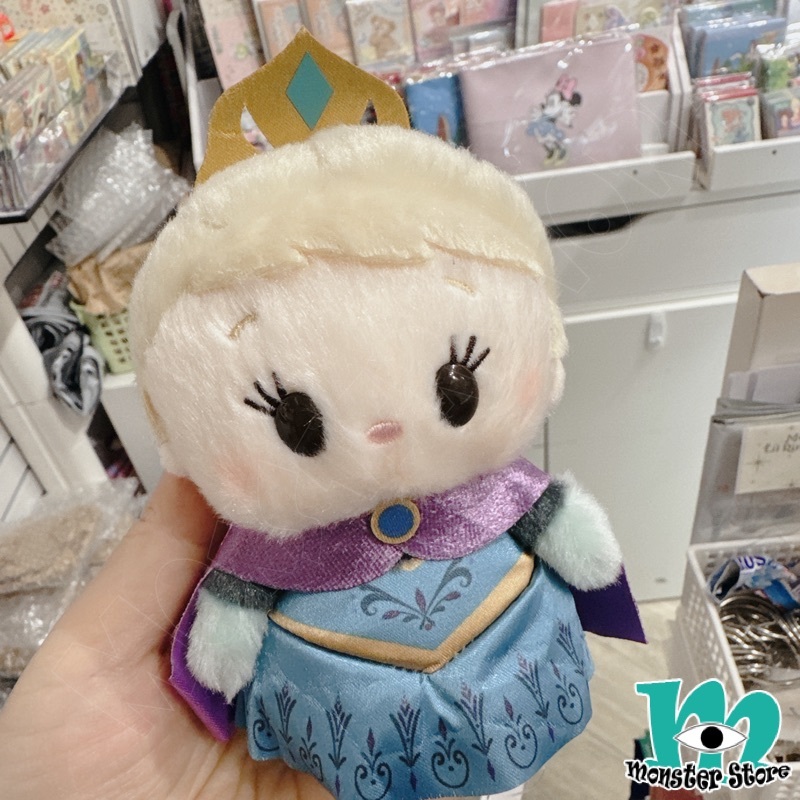 愛莎毛公仔