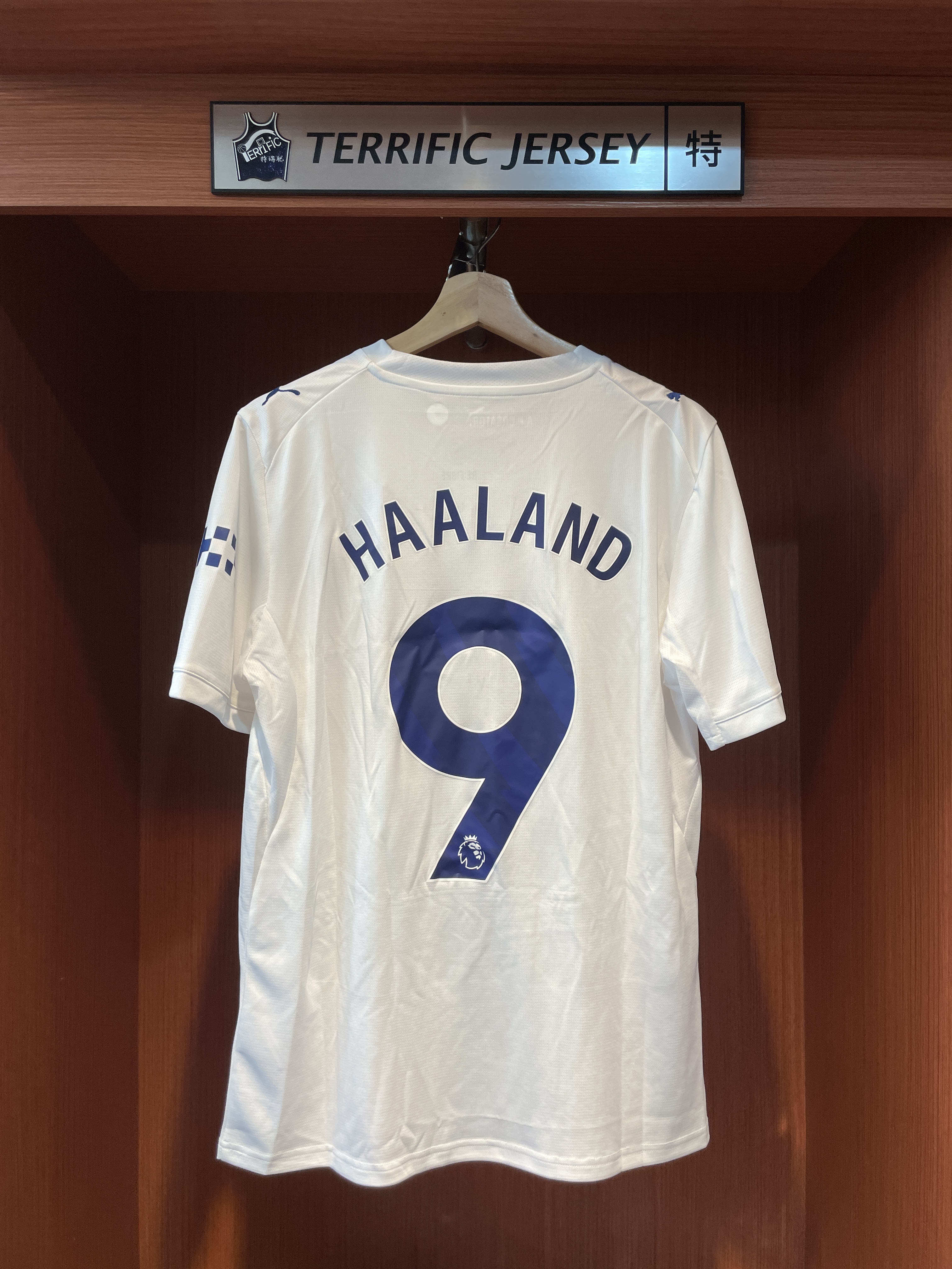 Premier League足球 Erling Haaland 曼徹斯特城 曼城白 26-27 英超 Third Puma Replica Jersey 球迷版 燙印 全新