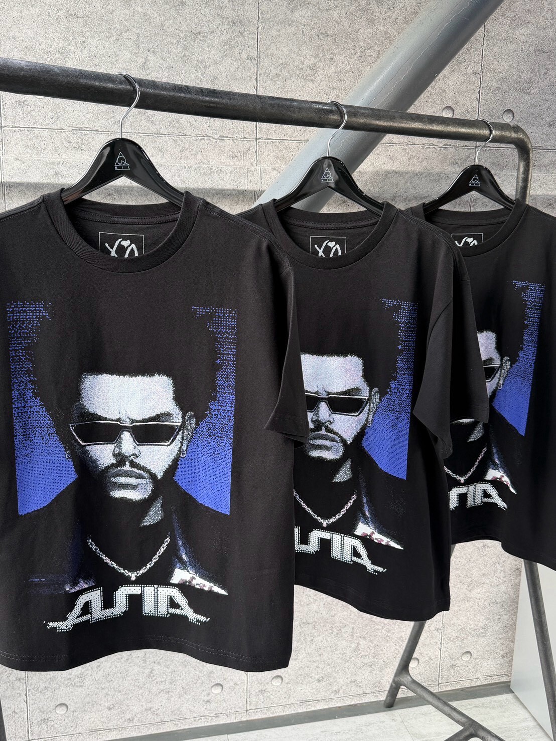 The Weeknd 世巡演唱會 爆款黑藍人像短袖 亞洲首爾場限定週邊《After Hours Til Dawn Tour》
