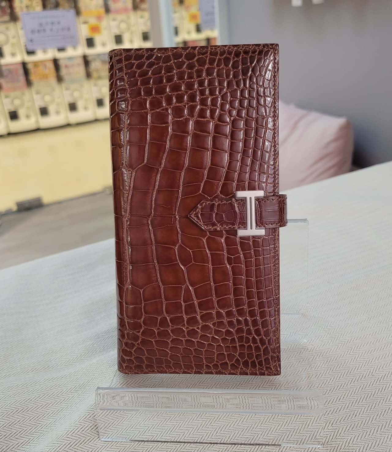 99%NEW/UNUSED Bearn LONG wallet Terre CK alligator 鱷魚皮