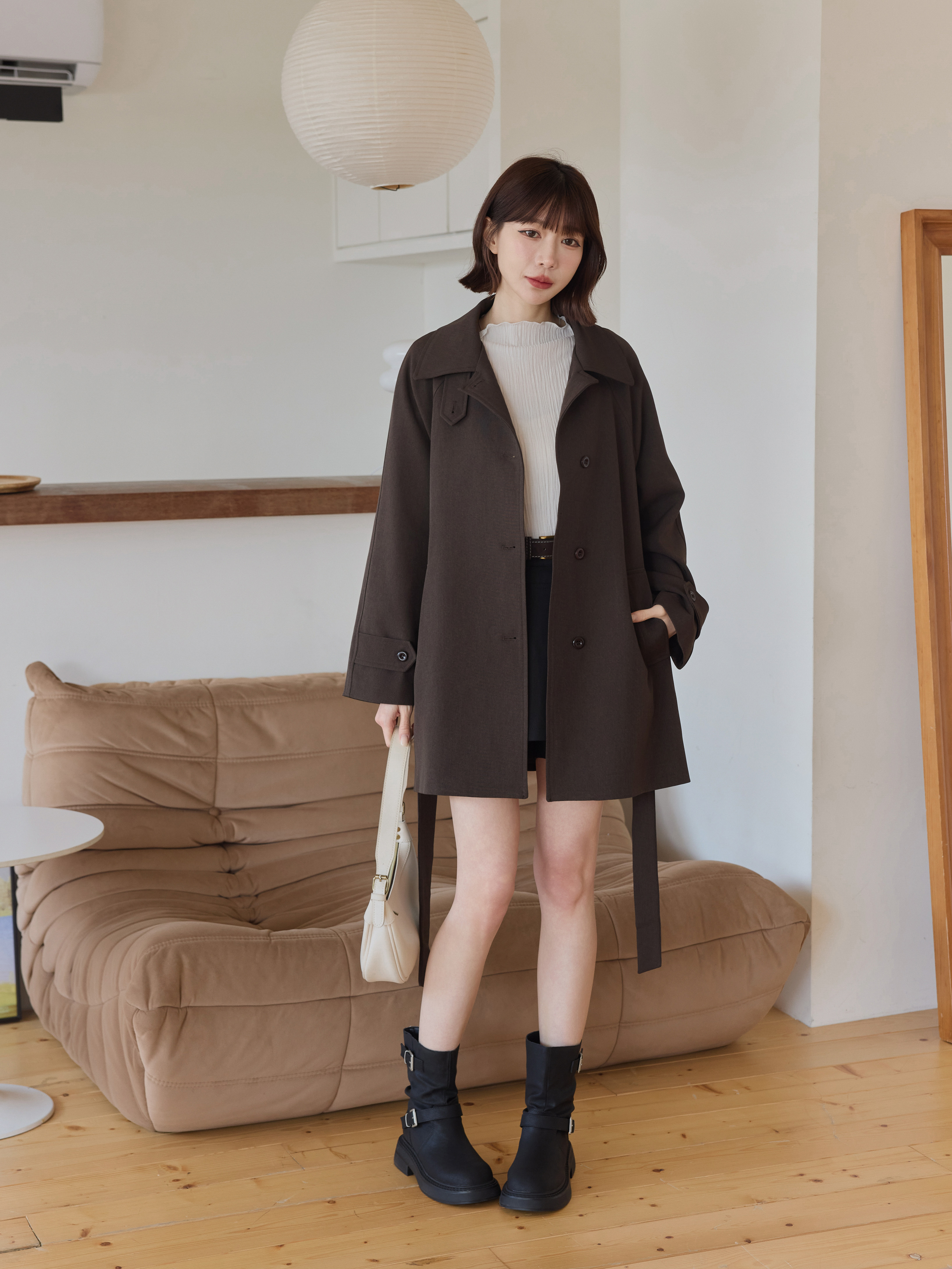 上品小さめ襟ロング丈トレンチコート