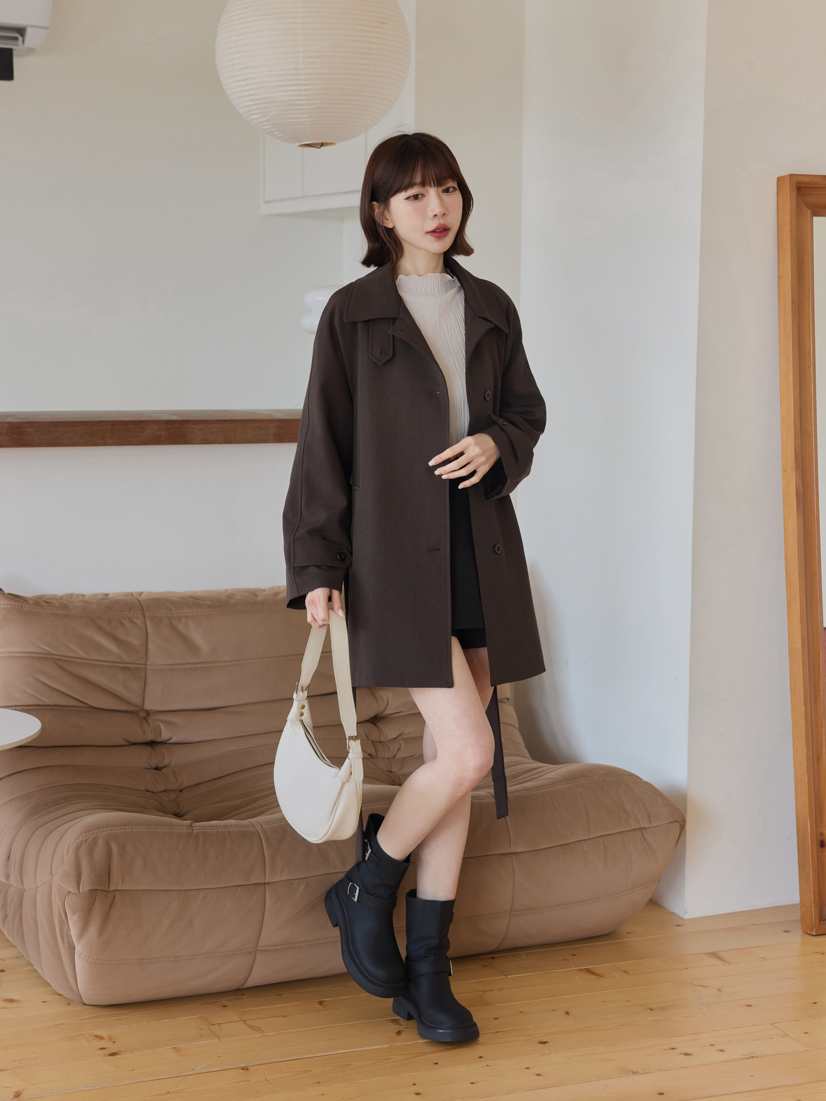 上品小さめ襟ロング丈トレンチコート