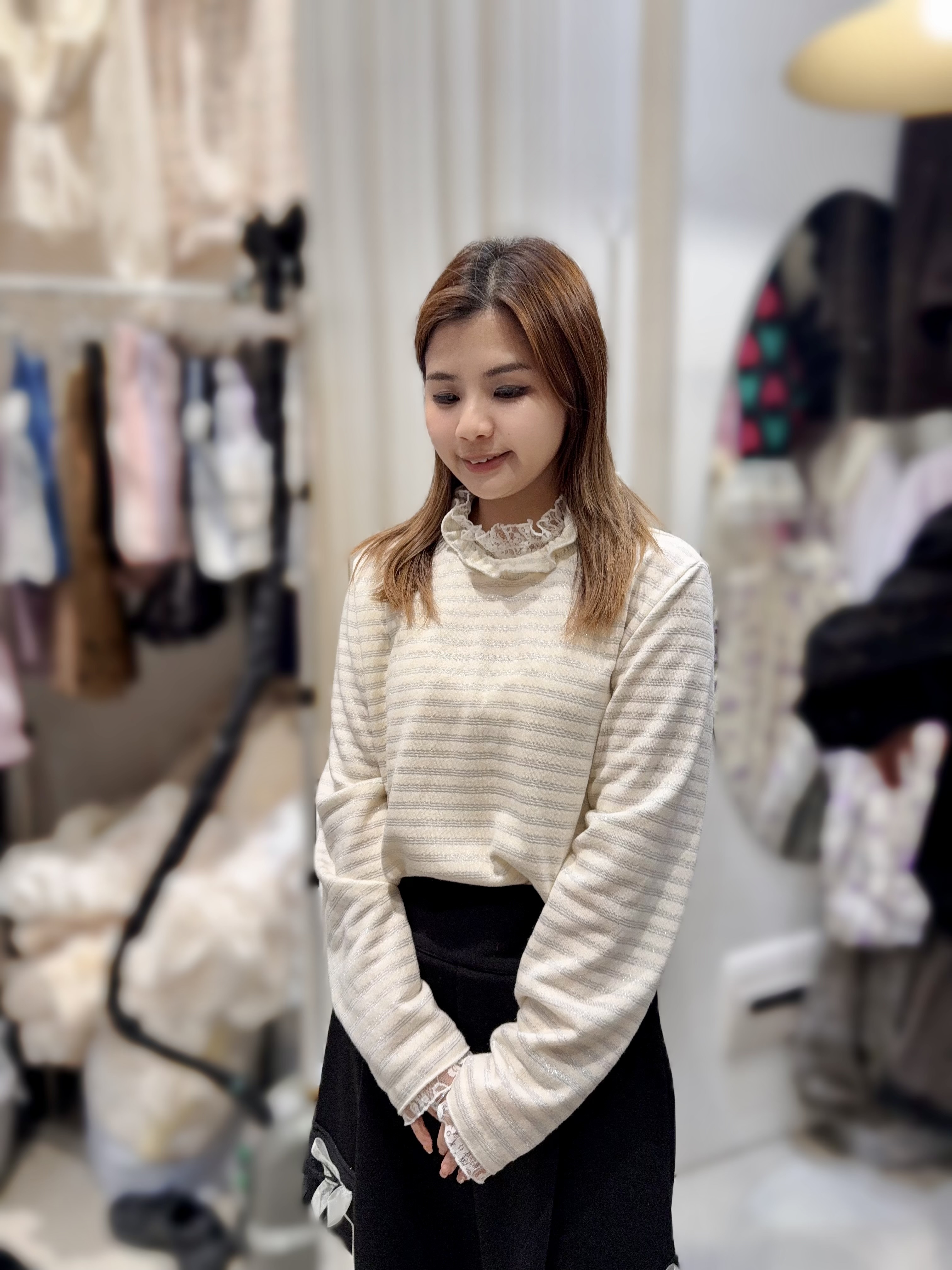 Y146   橫間閃襯衫   胸 43 -48 長23  $509