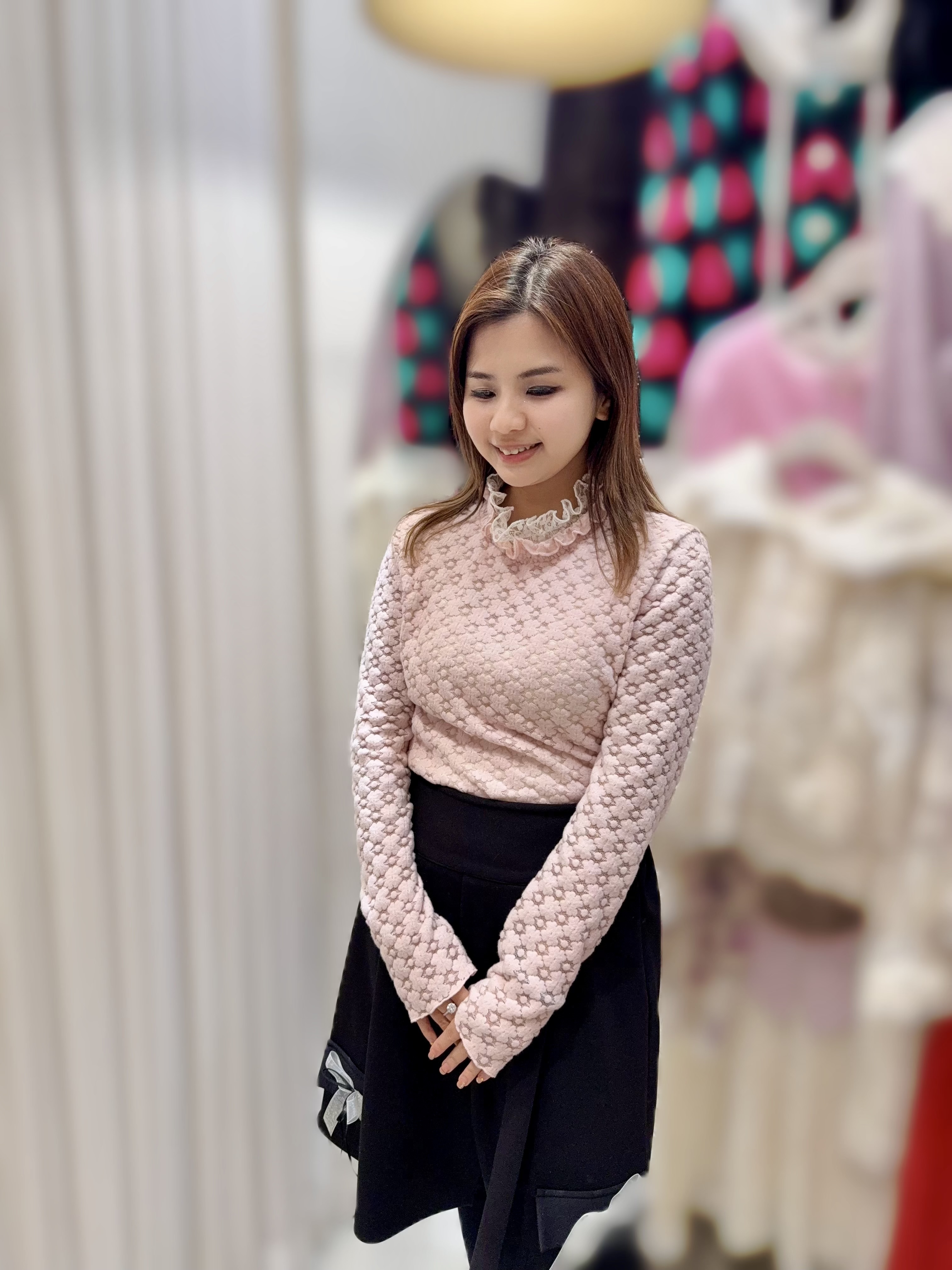 Y144   人氣LACE襯衫 胸 36-44  長23  $529  曼玉血壓價