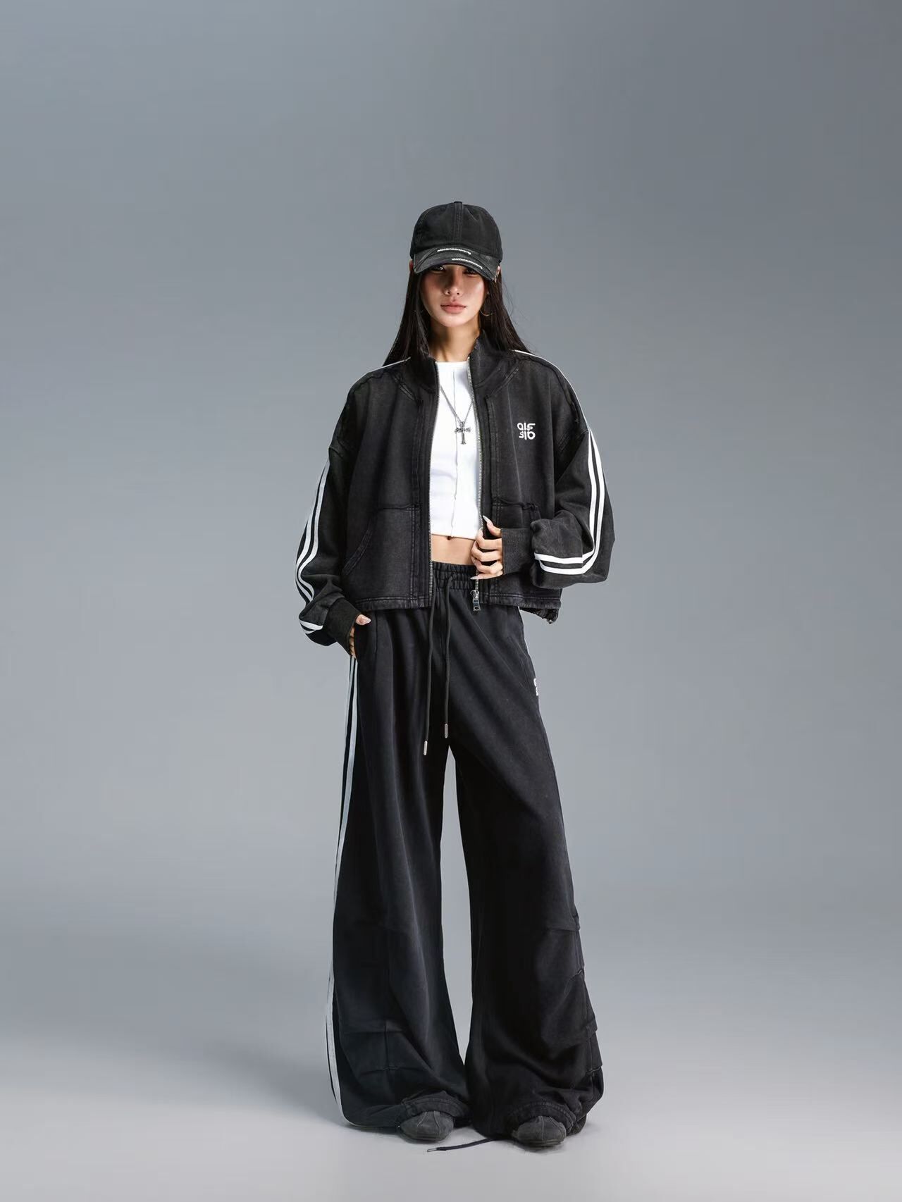 1019GZ34-GZTRIP-TUOGU-Casual Pants (A34 China Red / B34 Graphite Black / C34 Charcoal Grey / D34 Violet)