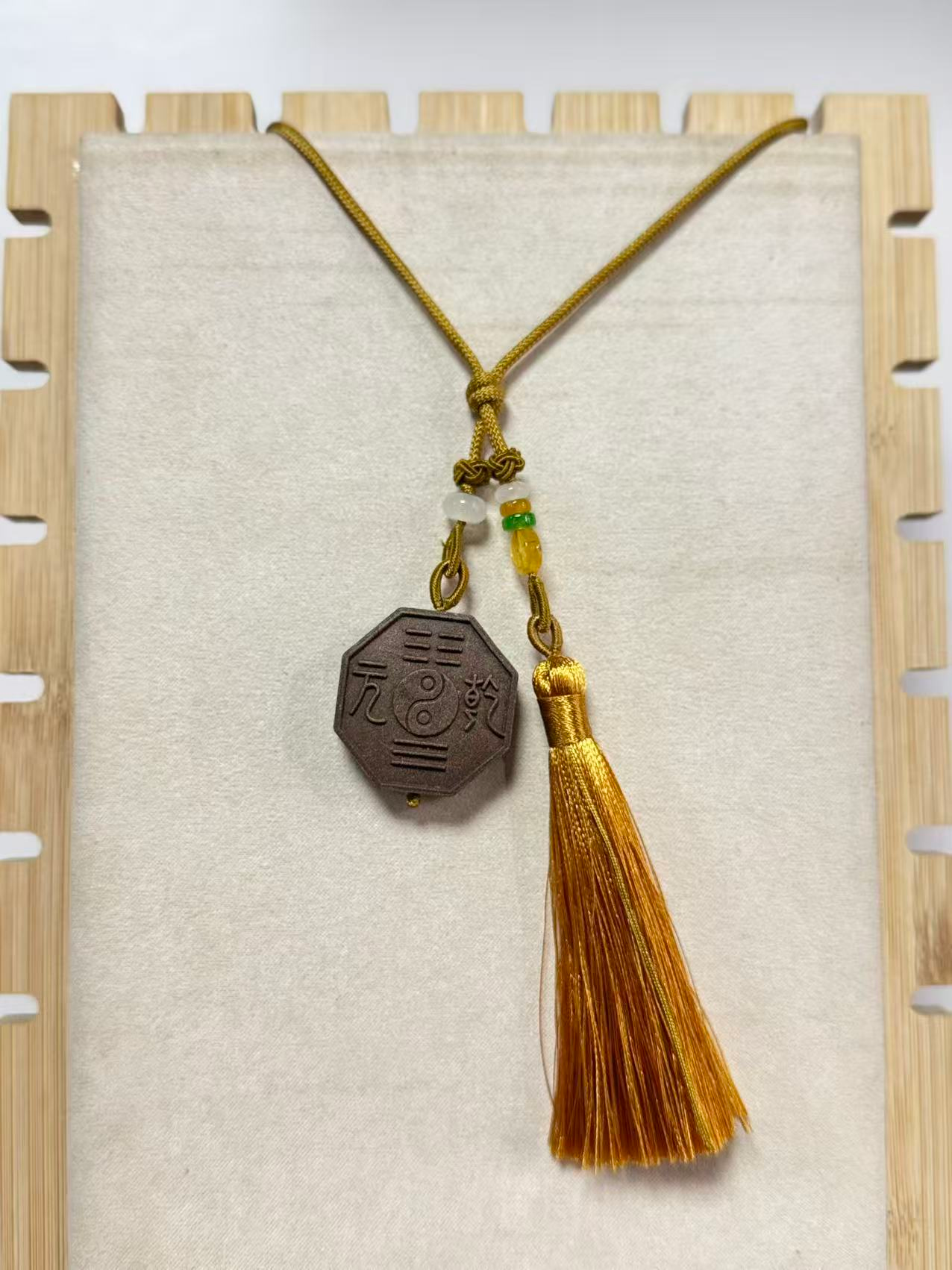 1021GZ59-GZTRIP-AGARWOOD-Handmade Dongguan Agarwood and Herbal Fragrance Plaque - Yin-Yang and Eight Trigrams (B59)