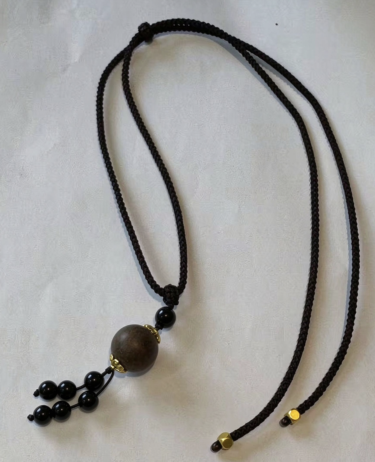 1021GZ69-GZTRIP-AGARWOOD-Angong Niuhuang Goddess Bead Necklace (B69)