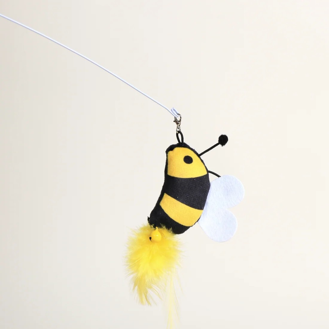 Luuks up - Bug Bounce Cat Teaser - Yellow Bee