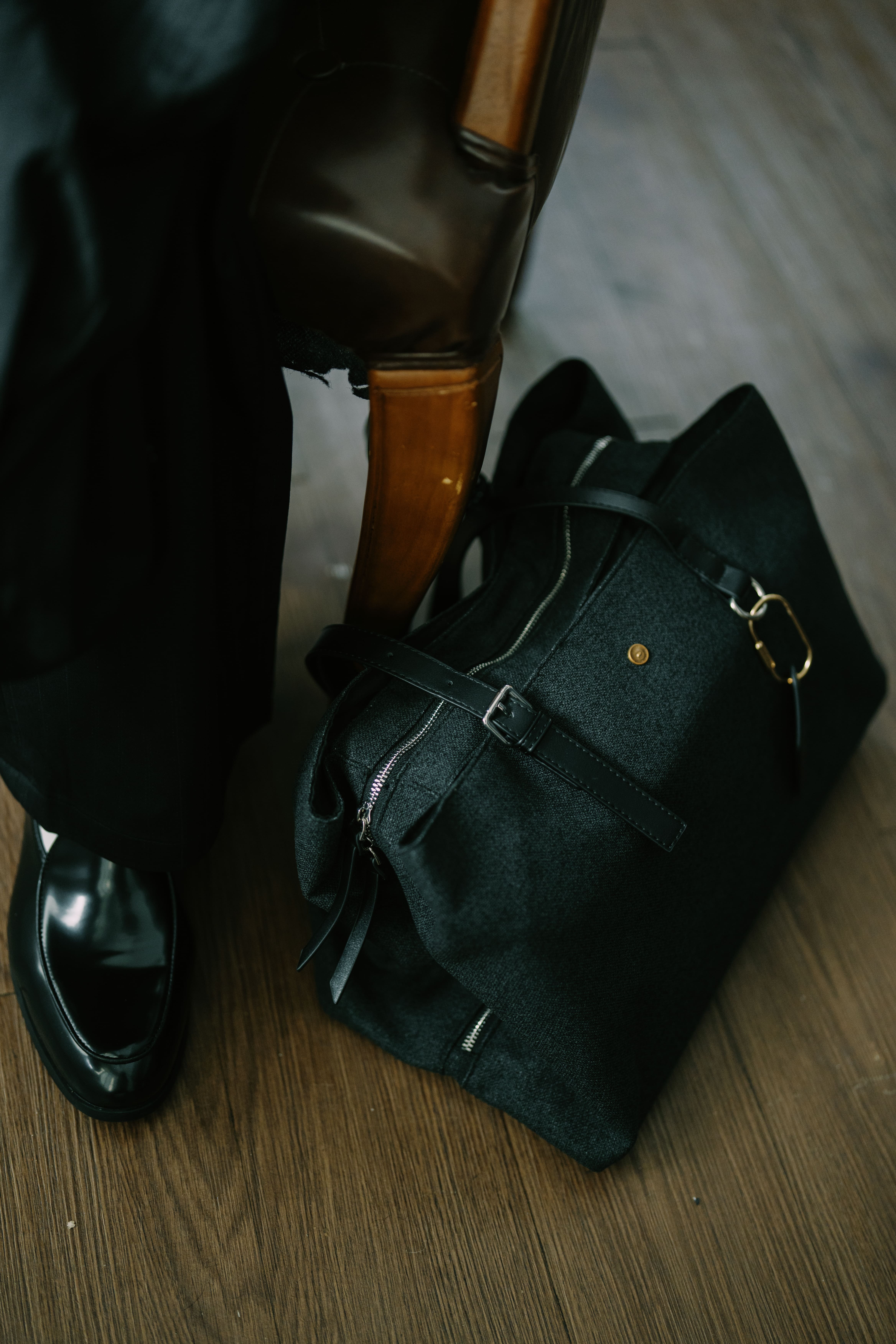 【pre-order】SHOWA C.D Linen Bag｜Dark Grey｜Hong Kong Original Design