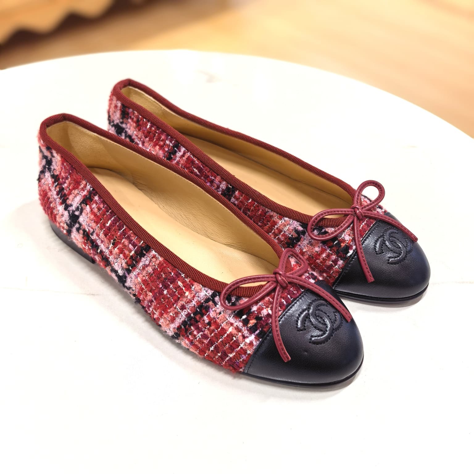 全新CHANEL SHOES 36碼, G02819, 粗花毛呢拼黑色牛皮, CC Cap In Tweed Stampato Rosso #香奈兒芭蕾舞平底鞋, #BRAND NEW #香榭站正品