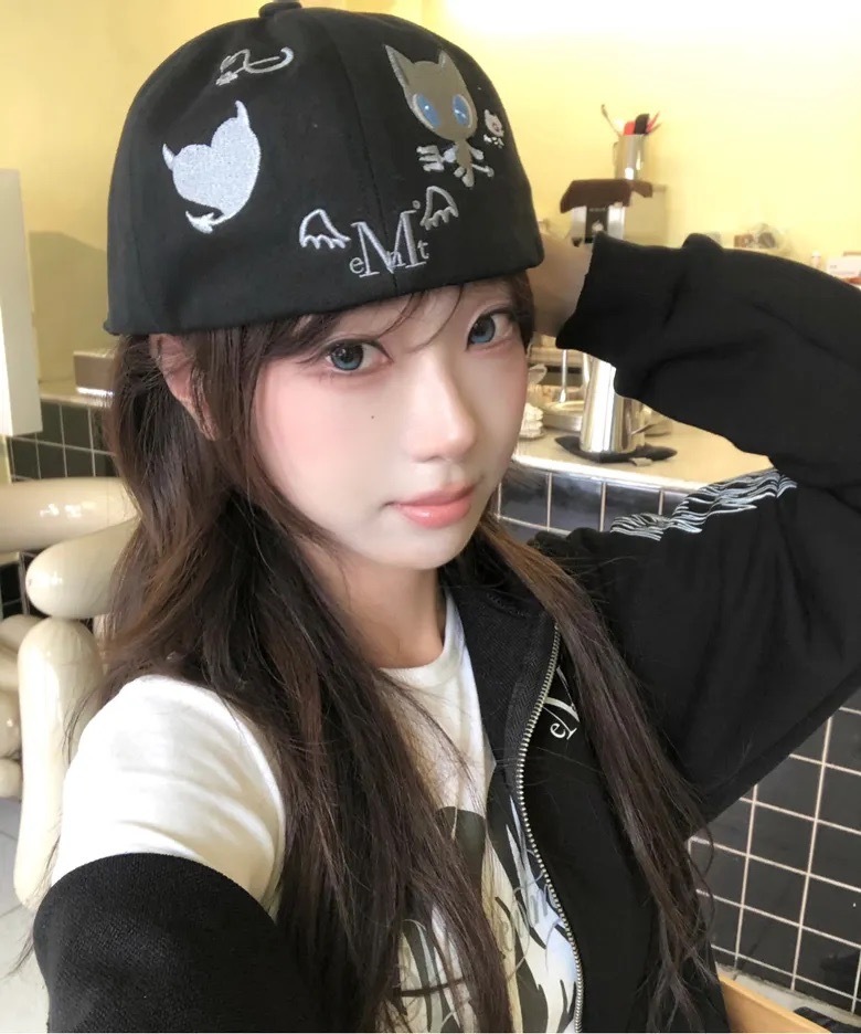 韓國限定🇰🇷 MUCENT ROKI DEVIL FLAT CAP 小惡魔 翅膀 棒球帽 平簷帽 / 預購