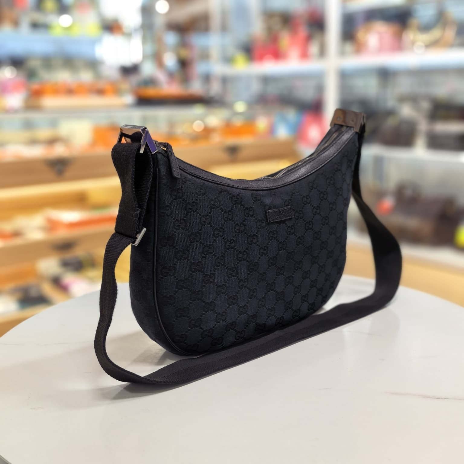 95%NEW USED GUCCI 斜背包, 122790, GG半月形郵差包, 黑色帆布, Canvas Half Moon Saddle, #香榭站正品