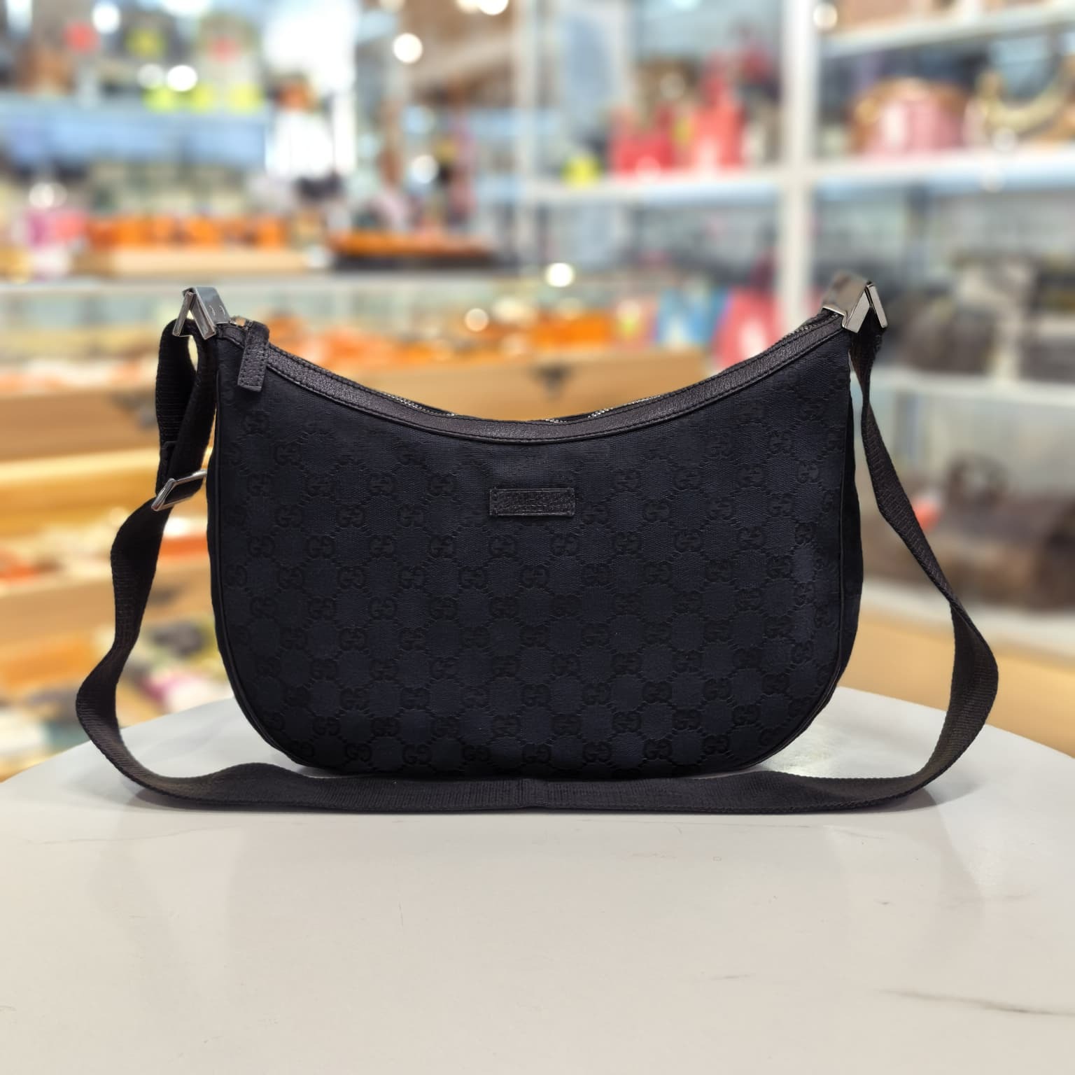 95%NEW USED GUCCI 斜背包, 122790, GG半月形郵差包, 黑色帆布, Canvas Half Moon Saddle, #香榭站正品