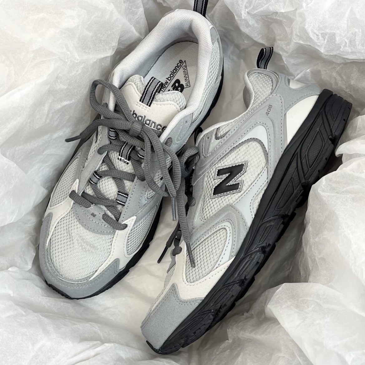 【代購】New Balance 408 復古老爹鞋 舒適透氣休閒跑鞋 男女同款 深灰色