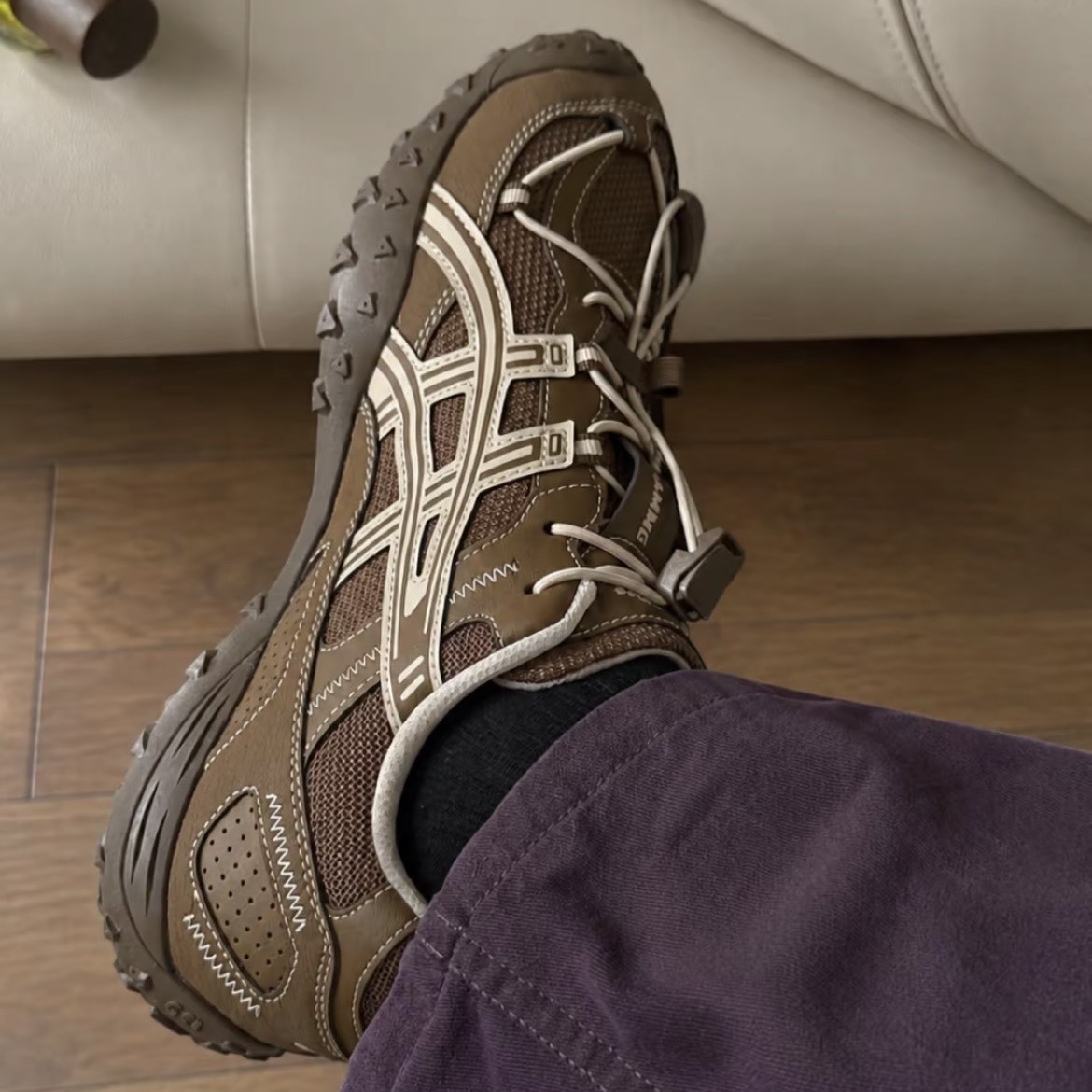【代購】ASICS GEL-AMMG 復古薄底跑鞋 舒適緩震透氣休閒鞋 男女同款